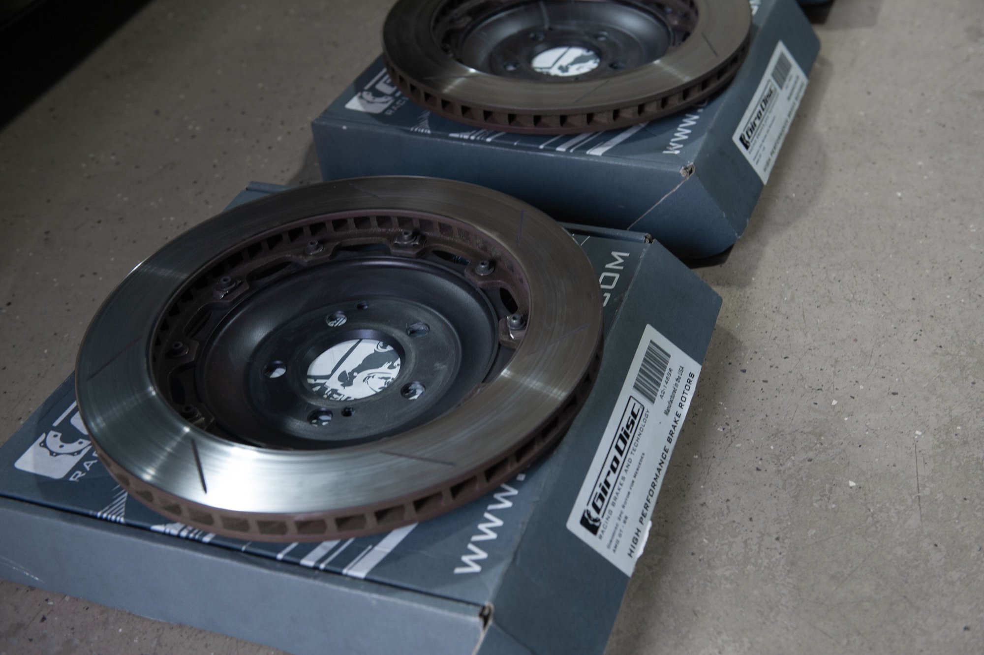 Brakes - Girodisc light weight performance Rotors A1-123 A2-148 for Mercedes-AMG GTC or GTR - Used - All Years  All Models - All Years  All Models - Saddle River, NJ 07458, United States