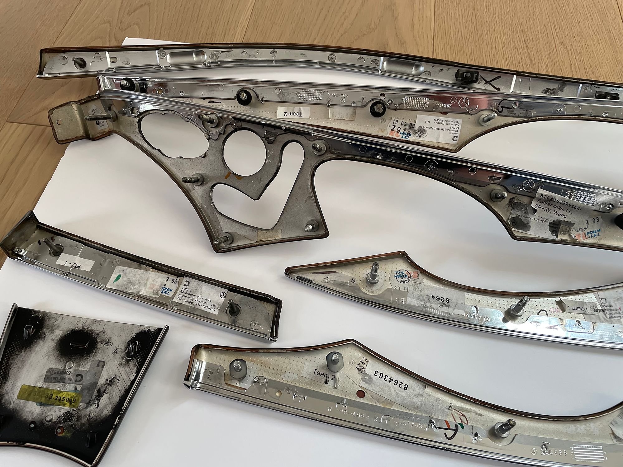 Interior/Upholstery - W211 Mercedes E320 E500 E55 custom interior trim set - Used - 2003 to 2005 Mercedes-Benz E55 AMG - 2003 to 2005 Mercedes-Benz E500 - 2003 to 2005 Mercedes-Benz E320 - Victoria, BC V9C0H6, Canada