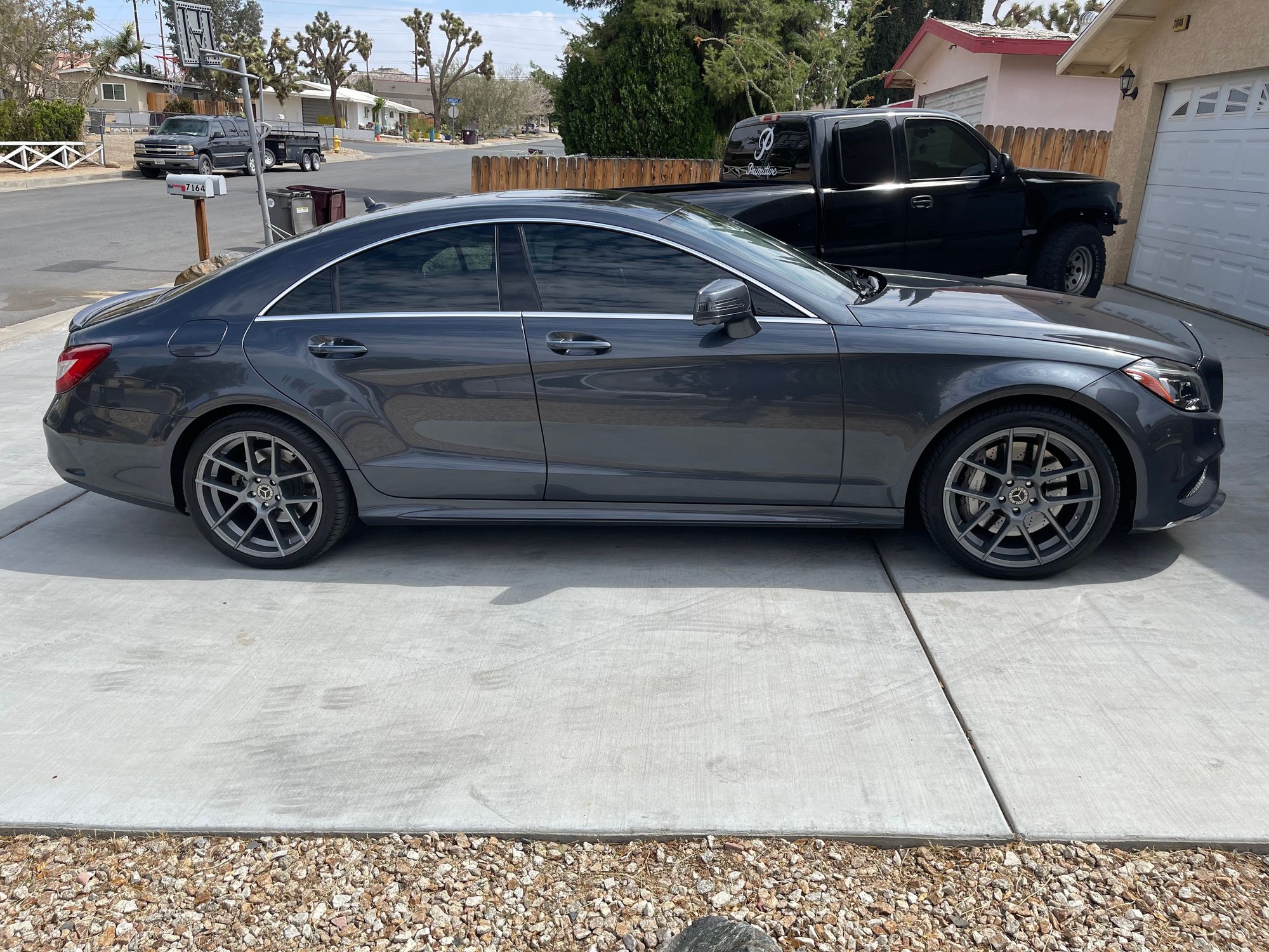 2015 Mercedes-Benz CLS550 - Mercedes Benz 2015 W218 CLS550 RWD 9speed auto Gray-M Black leather very clean - Used - VIN WDDLJ7DB9FA149370 - 59,200 Miles - 8 cyl - 2WD - Automatic - Sedan - Black - Yucca Valley, CA 92284, United States