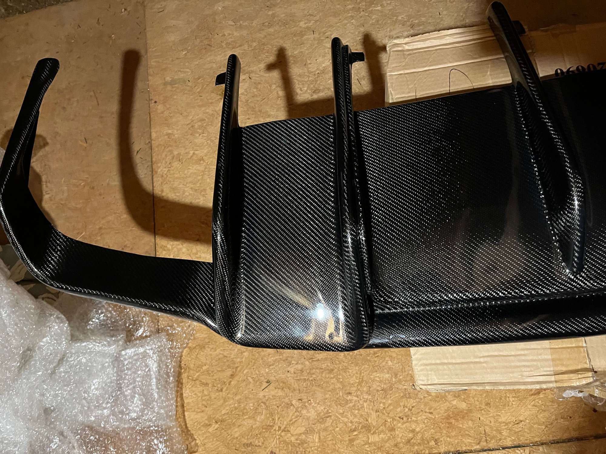 Exterior Body Parts - W218 cls63 cls550 JL motoring carbon fiber rear diffuser - New - 0  All Models - Raleigh, NC 27614, United States
