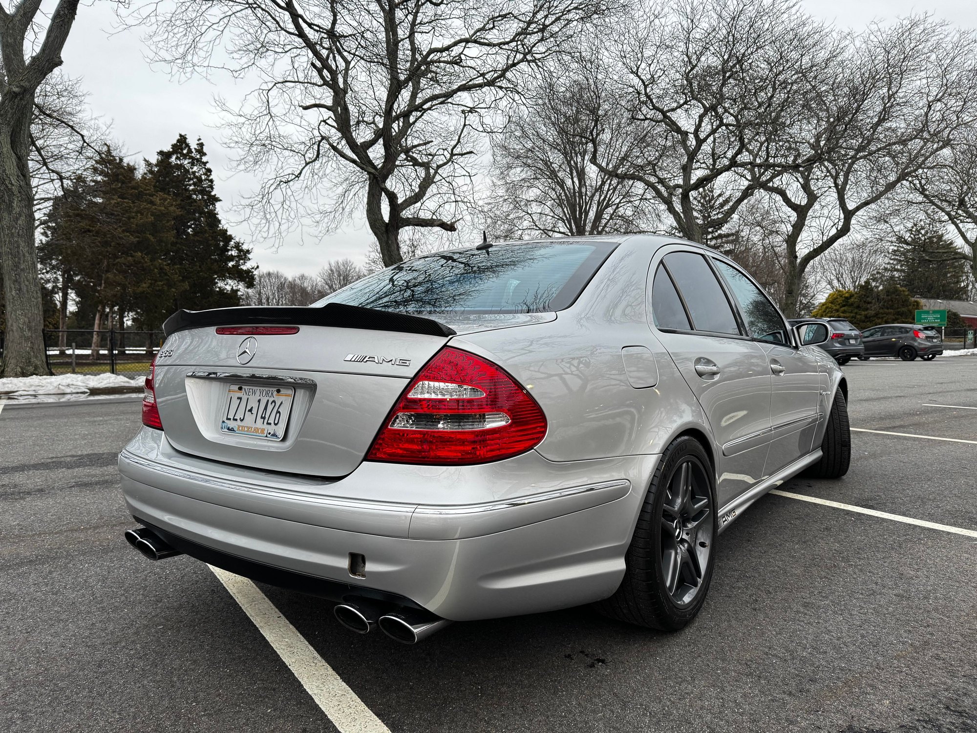 2005 Mercedes-Benz E55 AMG - BEAUTIFUL, WELL-MAINTAINED LOW MILEAGE MECHANIC OWNED - Used - VIN WDBUF76J05A715255 - 92,500 Miles - 8 cyl - 2WD - Automatic - Sedan - Silver - Westbury, NY 11590, United States