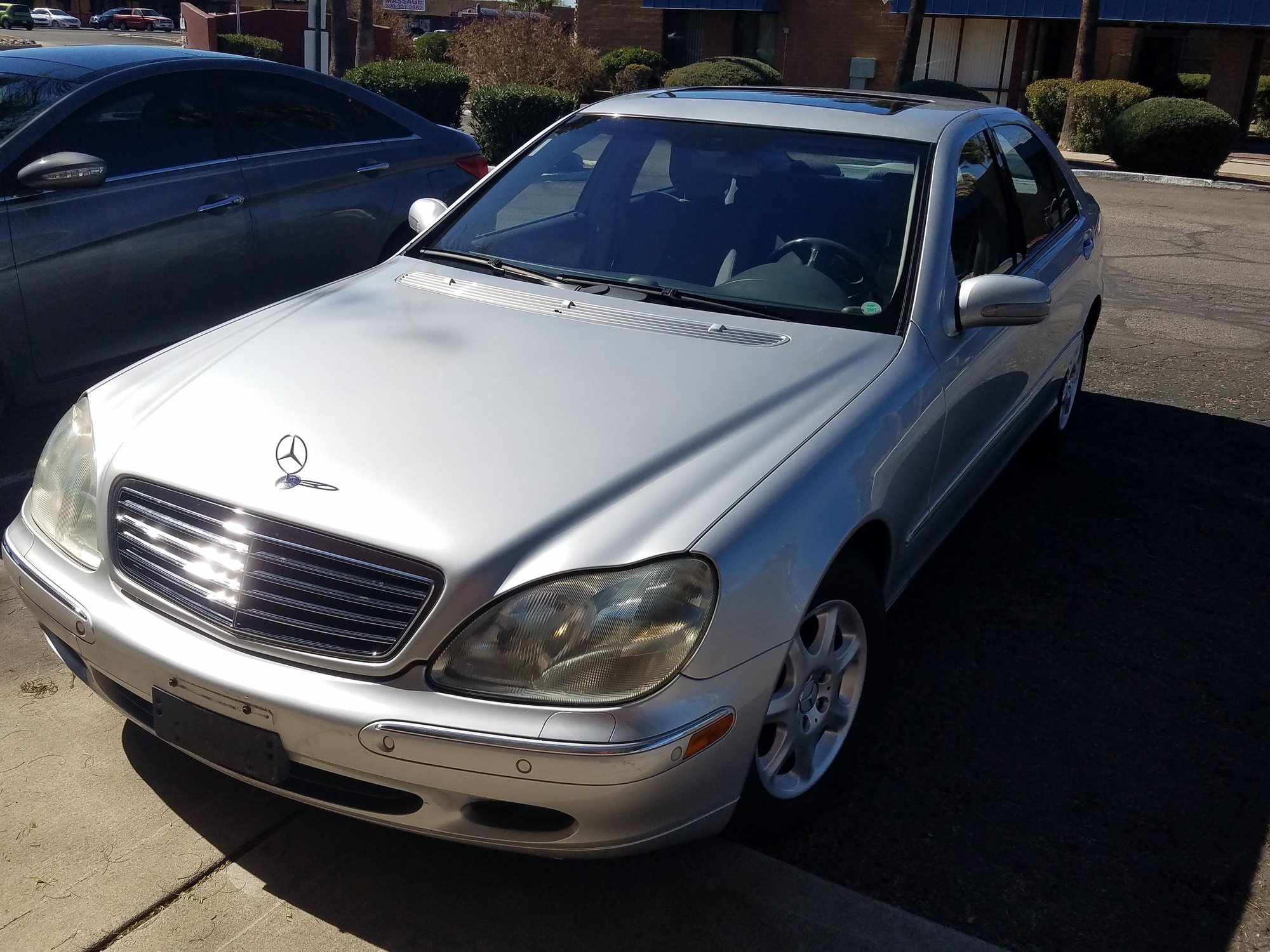 2002 Mercedes-Benz S430 - 2002 Mercedes S430 - Used - VIN WDBNG70JX2A246472 - 176,000 Miles - 8 cyl - 2WD - Automatic - Sedan - Silver - Tucson, AZ 85712, United States