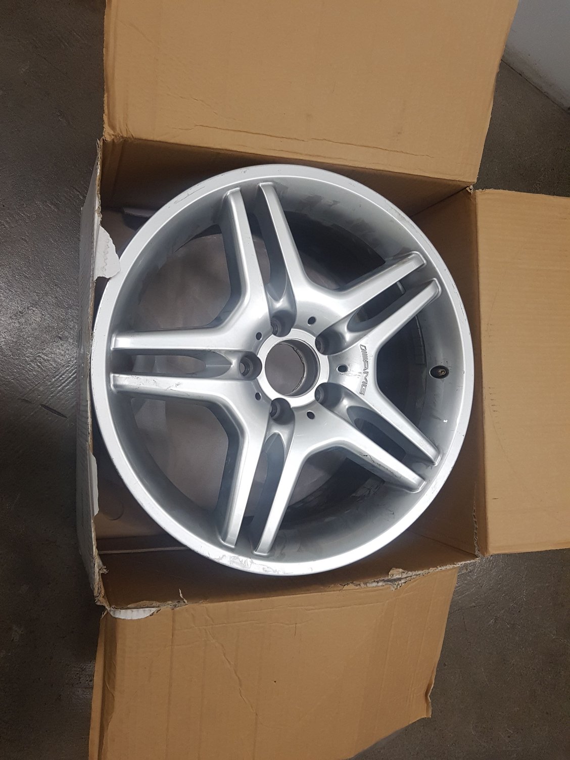 Wheels and Tires/Axles - Mercedes E55 2003 2004 2005 2006 18" OEM Rim Wheel Rear 65317 A2114012702 - Used - 2003 to 2006 Mercedes-Benz E55 AMG - Los Angeles, CA 90034, United States