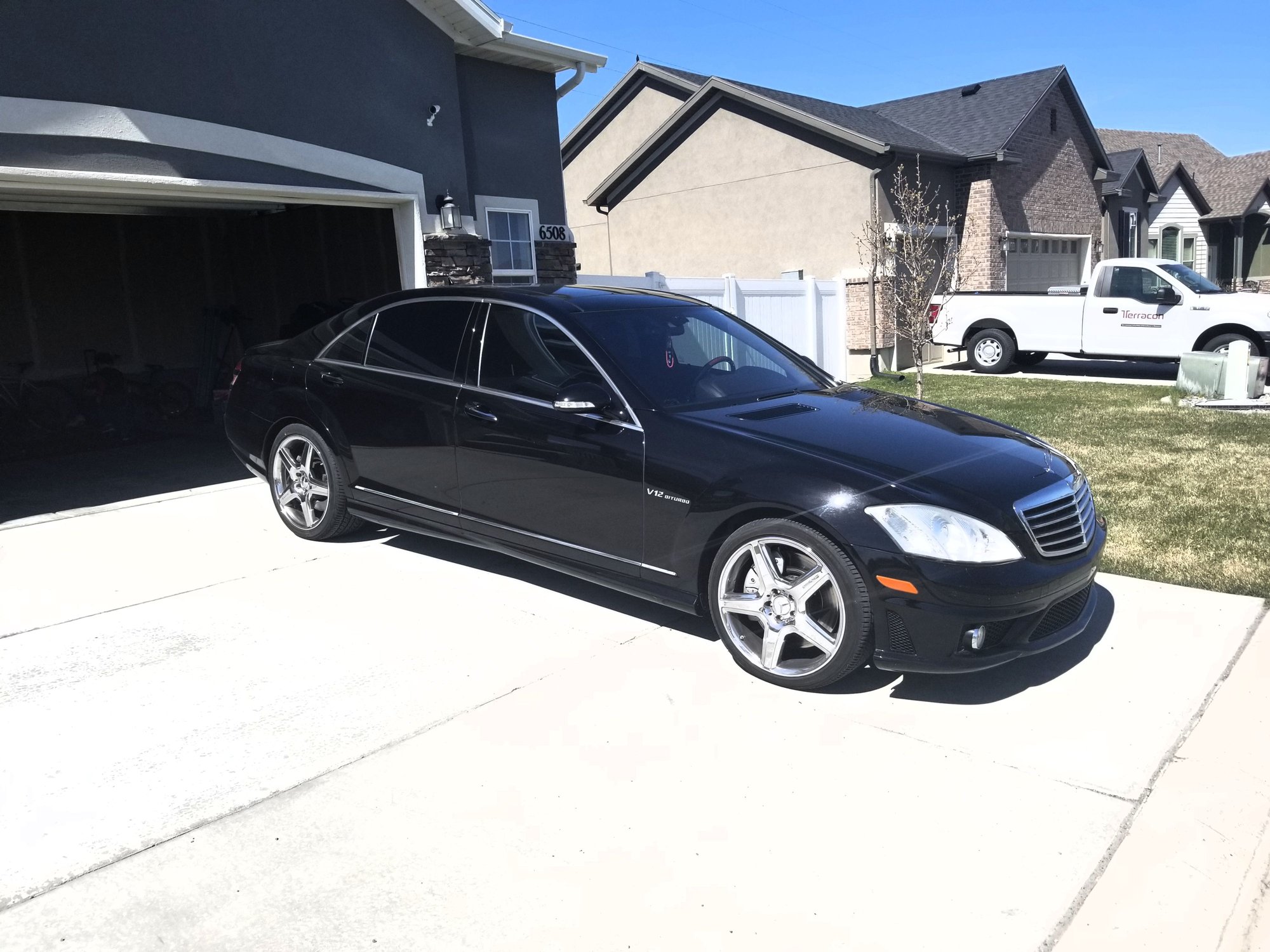 2007 Mercedes-Benz S65 AMG - BLACK ON BLACK S65 AMG - Used - VIN WDDNG79X77A112184 - 99,900 Miles - 12 cyl - 2WD - Automatic - Sedan - Black - West Jordan, UT 84081, United States