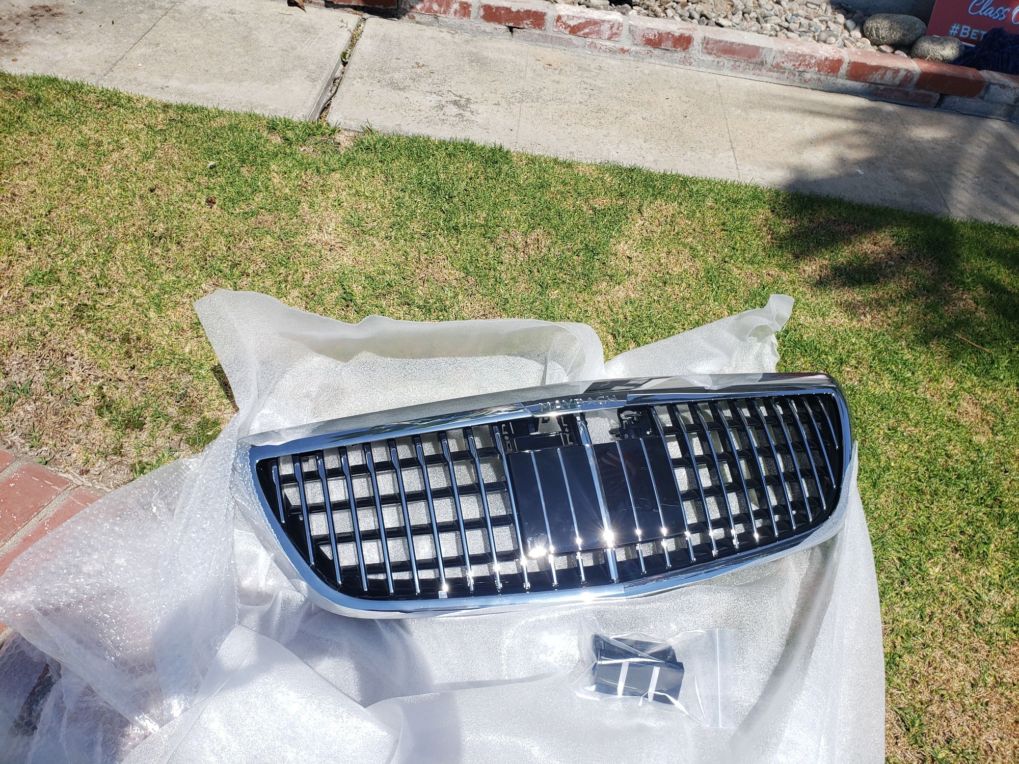 Exterior Body Parts - 2020 Maybach S650 X222 exterior body parts- Front bumper, grill, rear insert w/tips - New - 2020 Maybach All Models - Seal Beach, CA 90740, United States