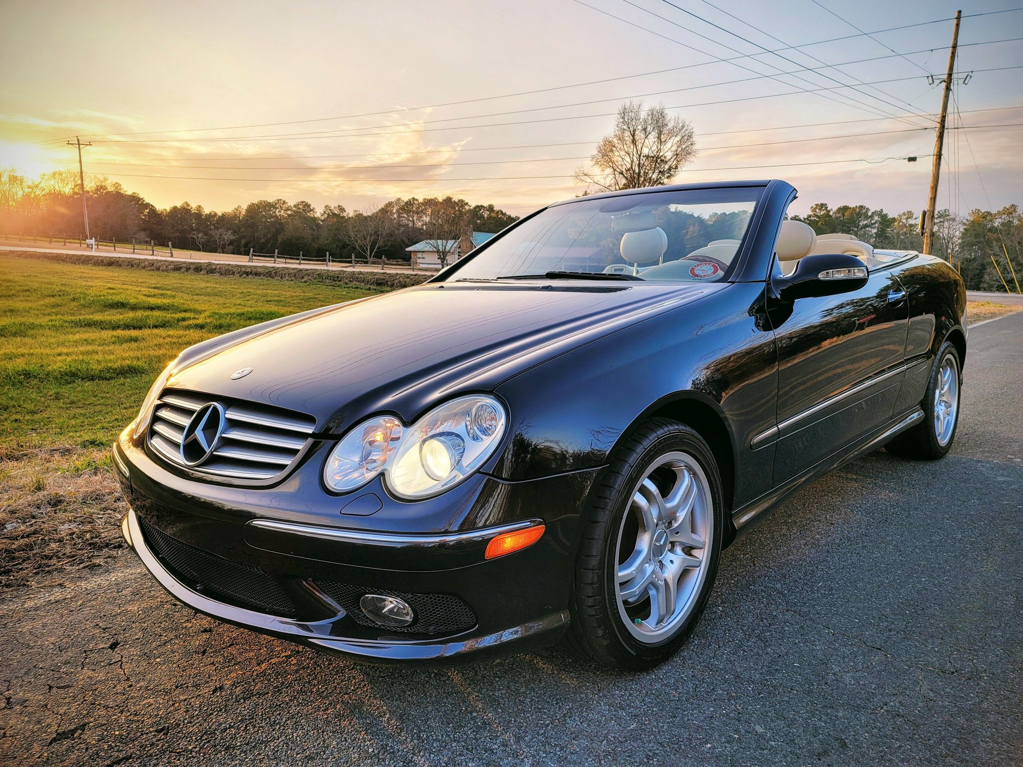 2004 Mercedes-Benz CLK500 - 34k miles Designo Edition  CLK 500 - Used - VIN WDBTK75G54T011276 - 34,105 Miles - 8 cyl - 2WD - Automatic - Convertible - Black - Chapin, SC 29036, United States