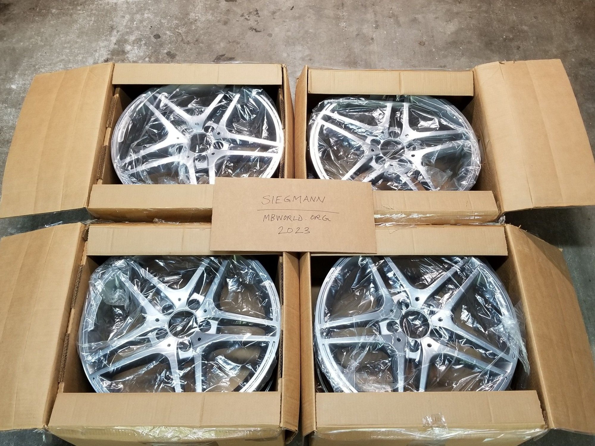Wheels and Tires/Axles - W204 C63 AMG Factory 18" Staggered Wheels - Excellent - Used - 2008 to 2015 Mercedes-Benz C63 AMG - 2008 to 2015 Mercedes-Benz C300 - 2008 to 2015 Mercedes-Benz C350 - 2010 to 2017 Mercedes-Benz E350 - 2010 to 2017 Mercedes-Benz E550 - 2014 to 2017 Mercedes-Benz E400 - Sarasota, FL 34243, United States