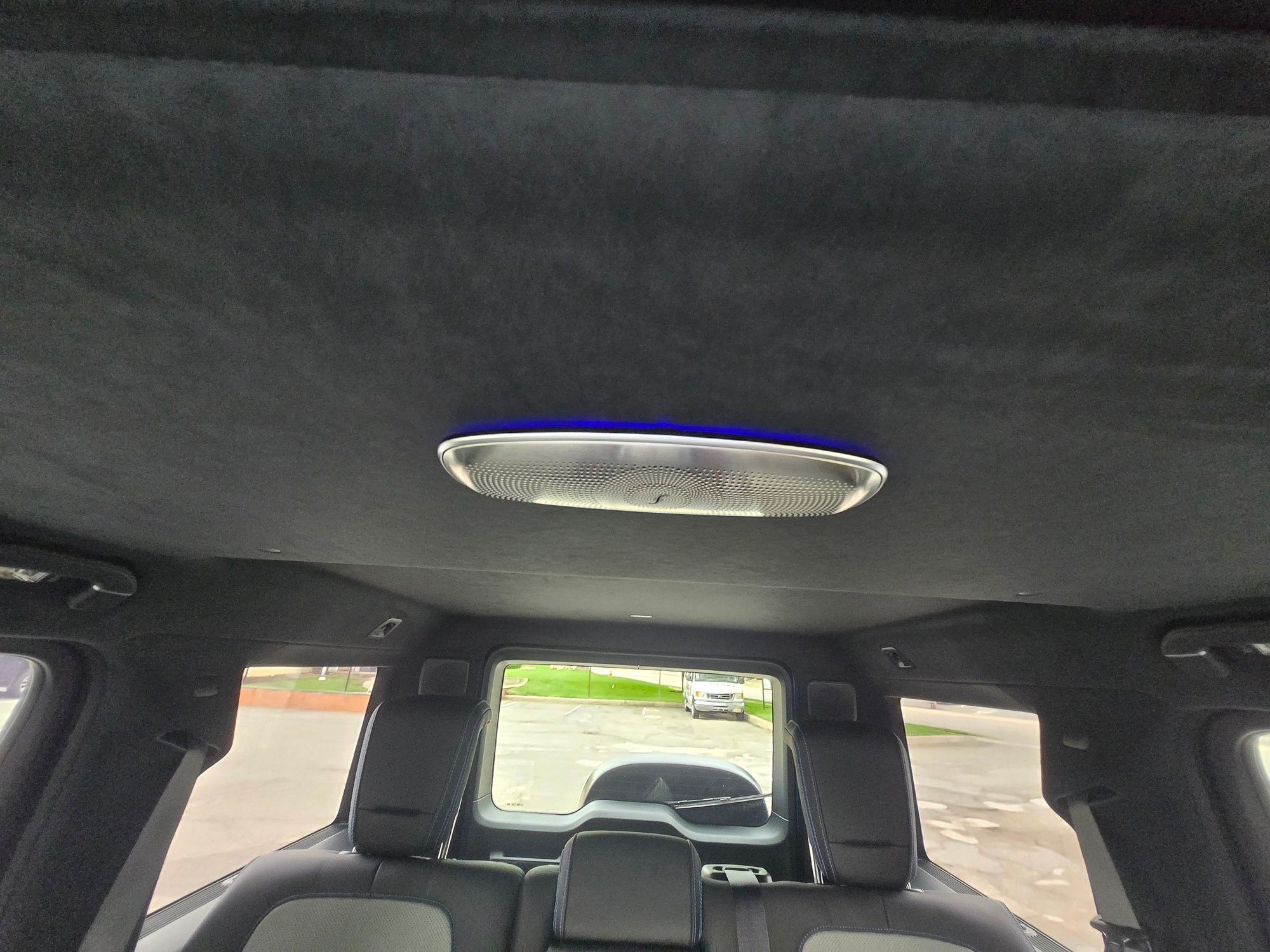 2025 Mercedes-Benz G-Class - 2025 G580 South Sea Blue Magno For Sale (NJ Tax Discount) - Used - VIN W1NWM0ABXSX017325 - 3,500 Miles - Franklin Lakes, NJ 07417, United States