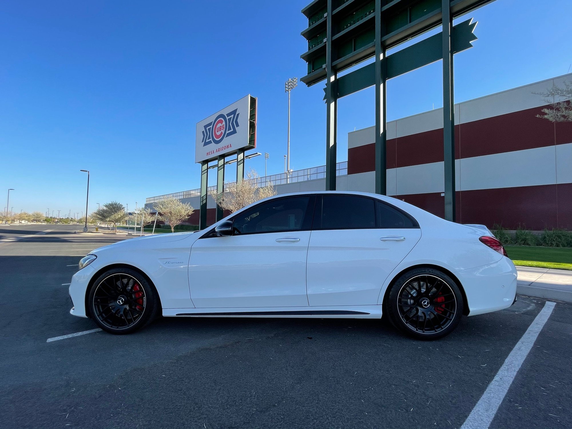 2018 Mercedes-Benz C63 AMG S - 2018 Mercedes Benz C63S AMG - Used - VIN 55SWF8HB9JU247919 - 32,256 Miles - 8 cyl - 2WD - Automatic - Sedan - White - Tempe, AZ 85281, United States