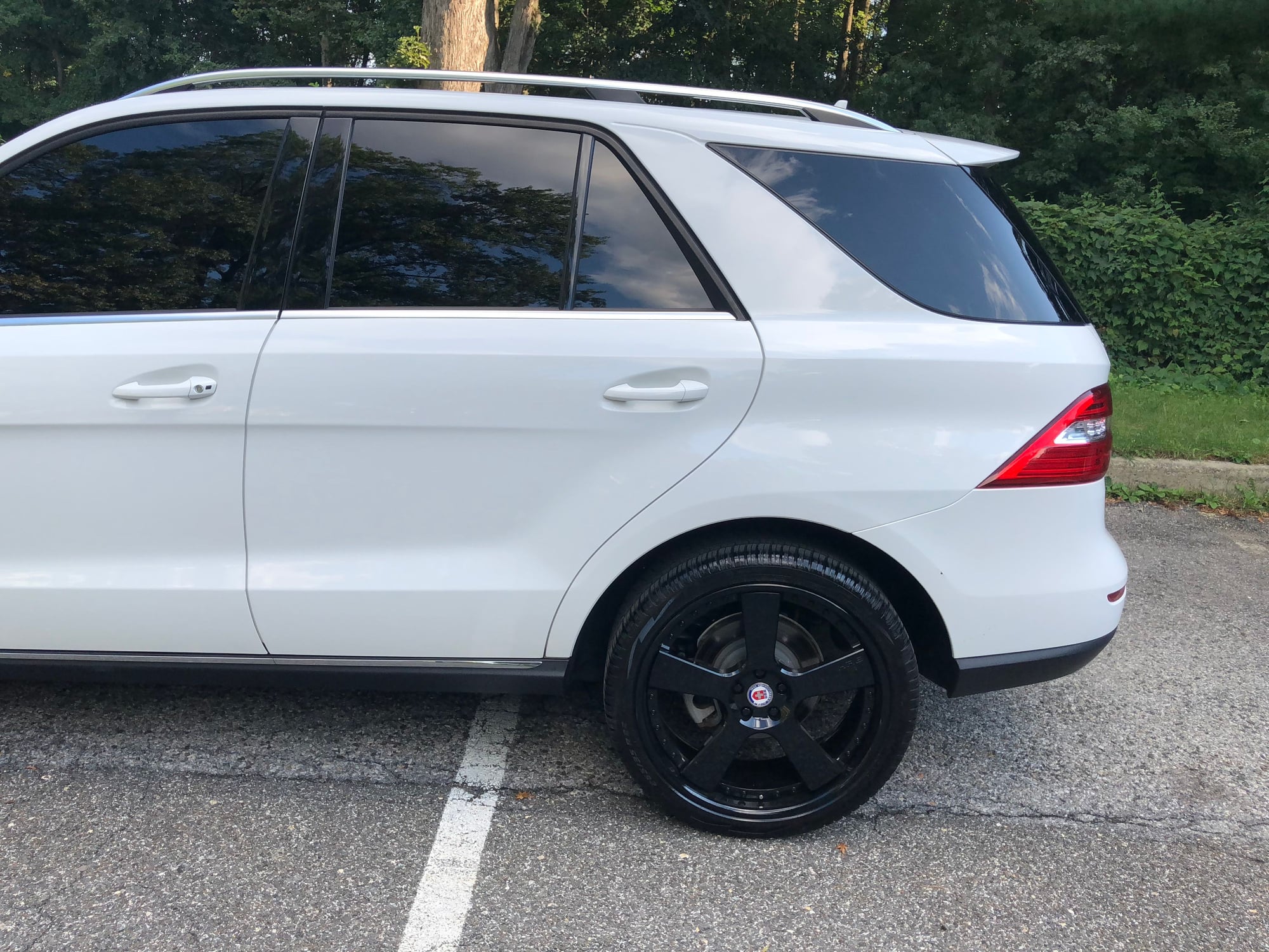 Wheels and Tires/Axles - 22x9 inch HRE 945 RL 265/35/22 all season tires TPMS - Used - 2012 to 2015 Mercedes-Benz ML350 - Yonkers, NY 10710, United States