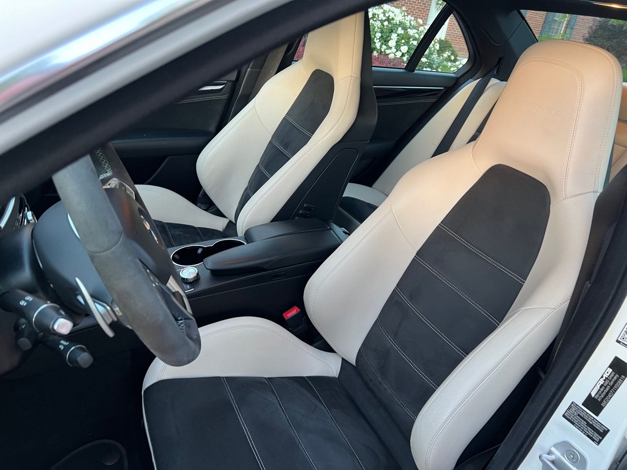 2014 Mercedes-Benz C63 AMG - 2014 Mercedes Benz C63 AMG Edition 507 - Used - VIN WDDGF7HB6EG157659 - 8 cyl - 2WD - Automatic - Sedan - White - Grand Junction, CO 81505, United States