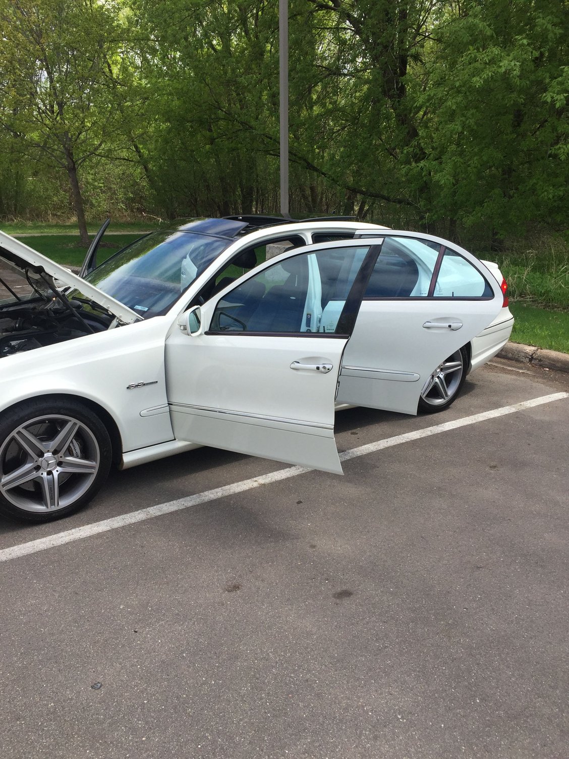 2008 Mercedes-Benz E63 AMG - 2008 Mercedes Benz E63 AMG - Used - VIN WDBUF77X38B226981 - 79,216 Miles - 8 cyl - 2WD - Automatic - Sedan - White - Minnetonka, MN 55345, United States