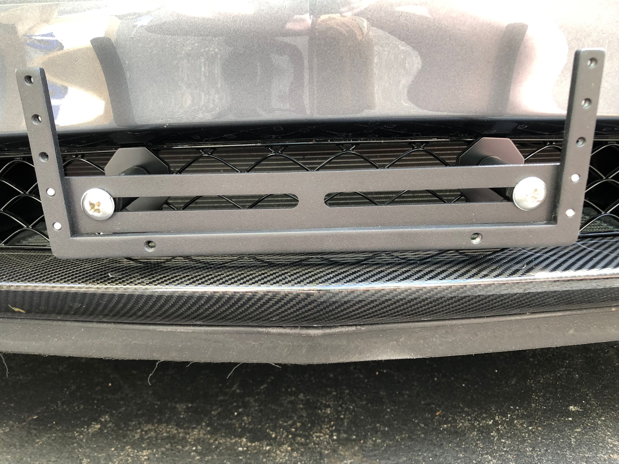 Front License Plate Mount Holder Bumper Tow Hook, Relocator Frame Bracket  Mounting Kit for Ford F150 Raptor 2017 2018 2019, No-Drill : : Car  & Motorbike