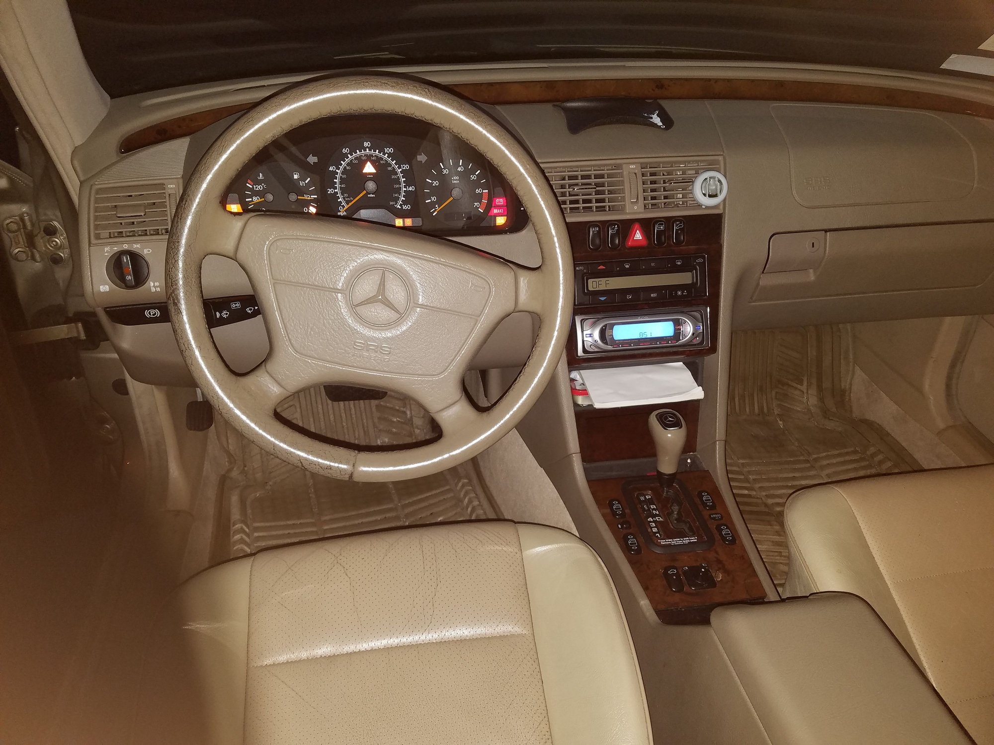 1999 Mercedes-Benz C280 - Beautiful 1999 C280. Priced To Sell Fast! - Used - VIN WDBHA29G4XA749625 - 6 cyl - 2WD - Automatic - Sedan - Gold - Chicago North Suburbs, IL 60193, United States
