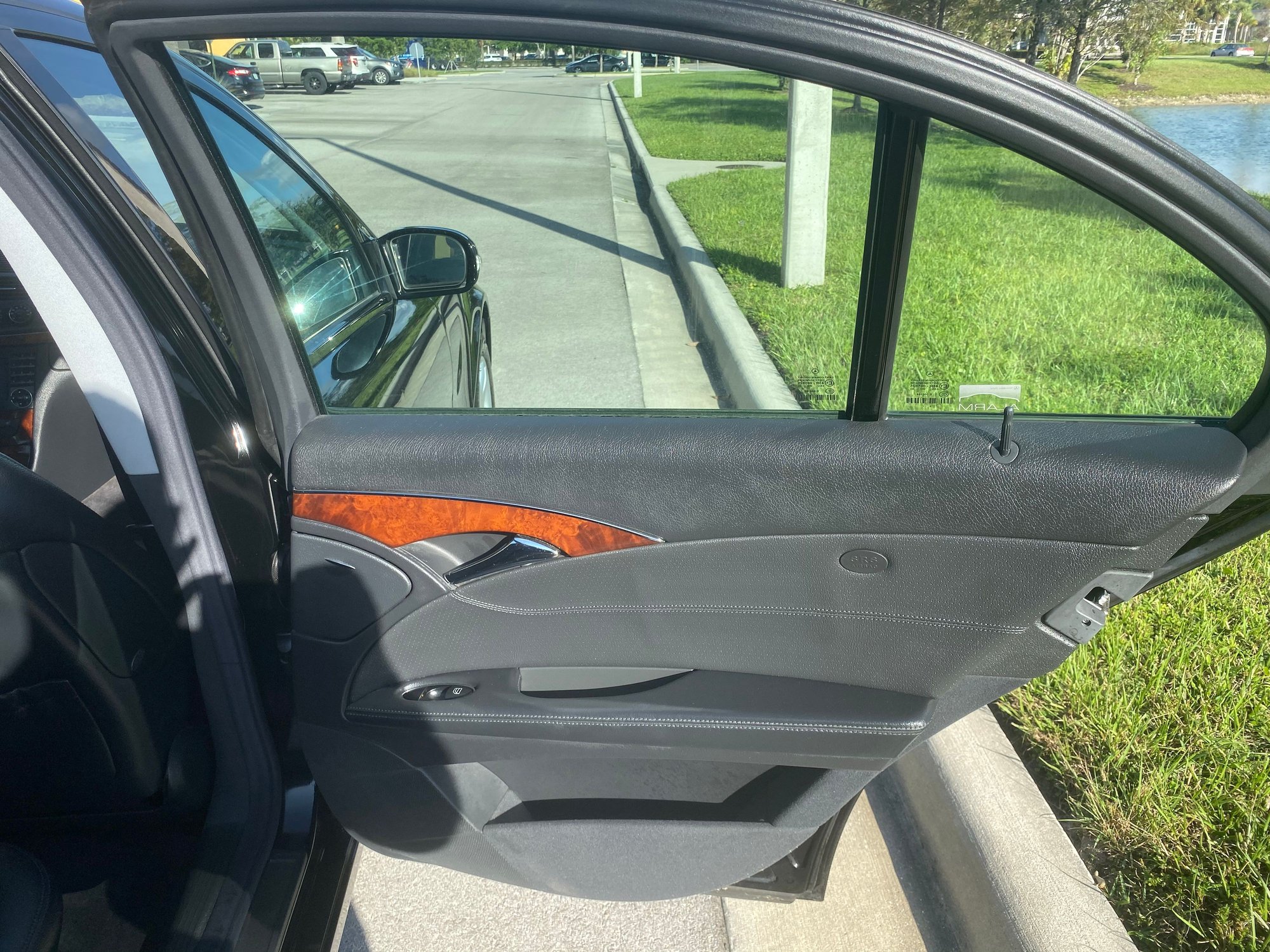 2004 Mercedes-Benz E320 - 2004 e320 4matic low miles - Used - VIN Wdbuf82j64x122037 - 37,000 Miles - 6 cyl - 4WD - Naples, FL 34109, United States
