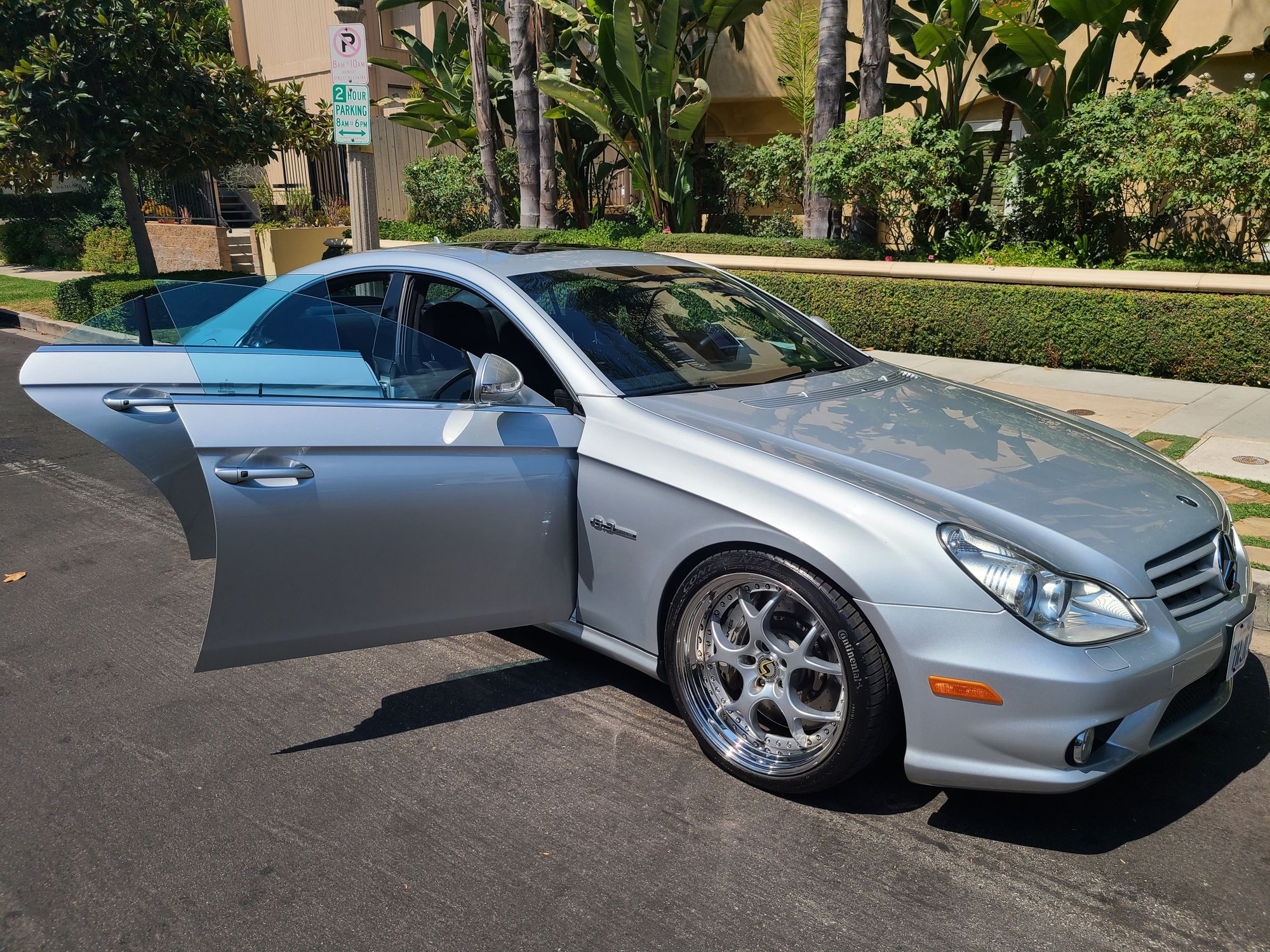 2008 Mercedes-Benz CLS63 AMG - Rare 2008 Mercedes-Benz CLS63 AMG Carbon Fiber Trim, Performance Packages, Rims, etc. - Used - VIN WDDDJ77X18A125112 - 62,165 Miles - 8 cyl - 2WD - Automatic - Coupe - Silver - Los Angeles, CA 91604, United States