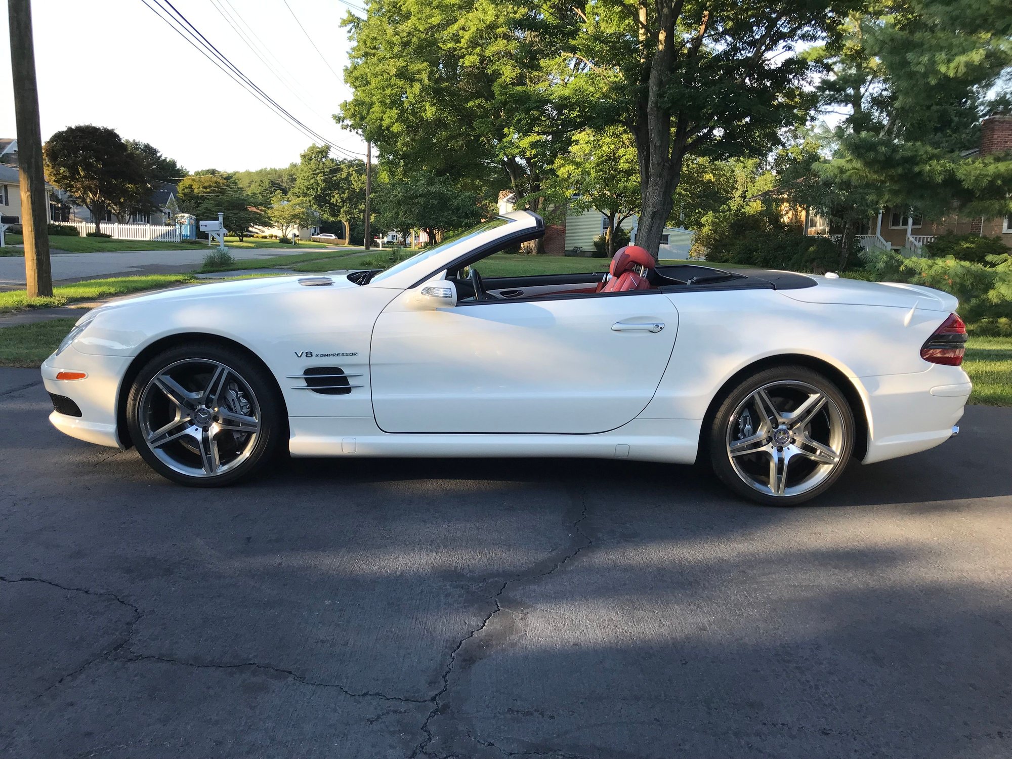 2005 Mercedes-Benz SL55 AMG - 2005 Mercedes-Benz SL55 AMG -24,000 miles -Like New - Obsessively Maintained -$43,000 - Used - VIN WDBSK74F55F094714 - 8 cyl - 2WD - Automatic - Convertible - White - Fairfield, CT 06824, United States