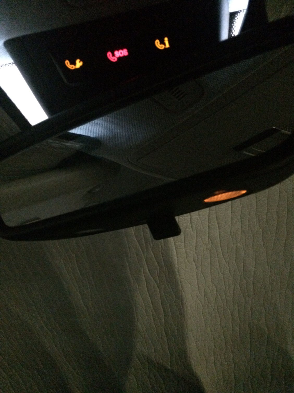 Light under the rear view mirror, bottom right Forums