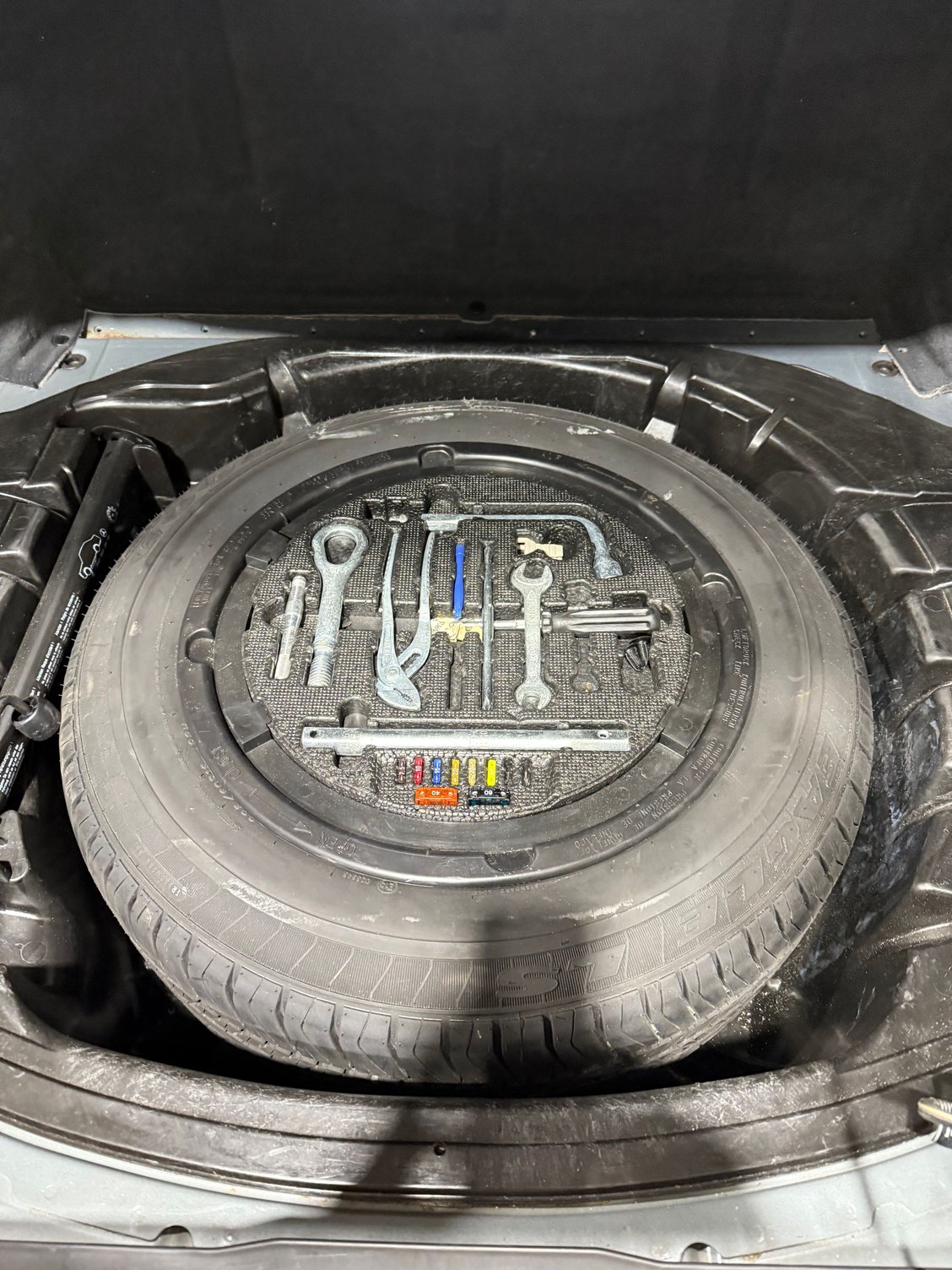 Never seen this before. Complete even with instructions . 2000 s430