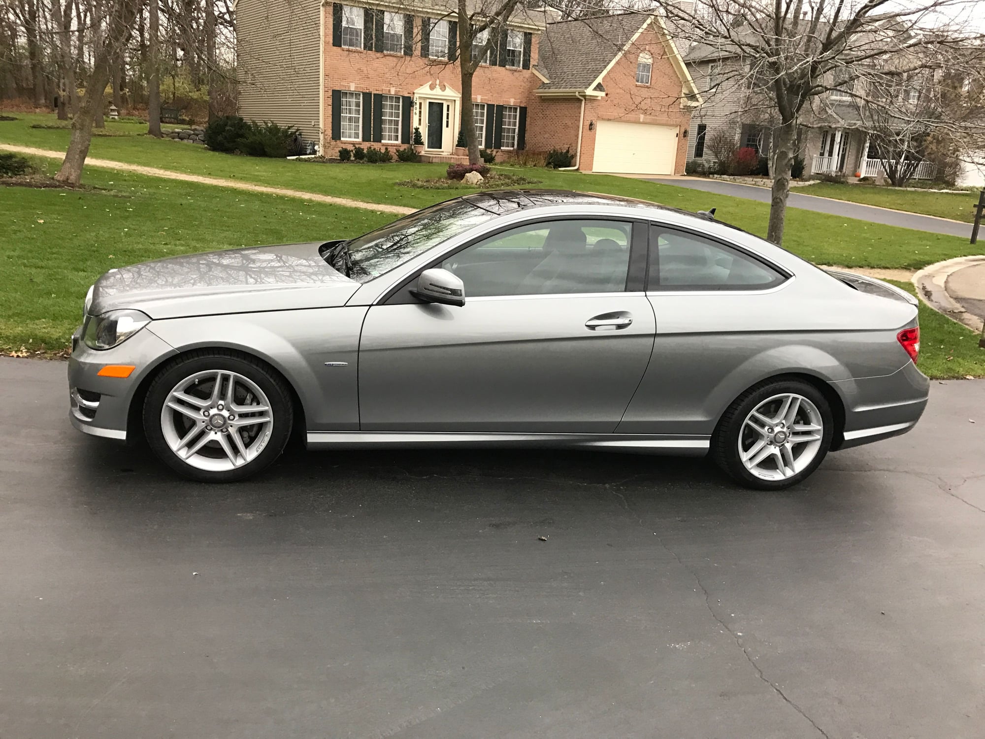 Wheels and Tires/Axles - 17in Mercedes AMG wheels - Used - 2010 to 2014 Mercedes-Benz C350 - 2011 to 2014 Mercedes-Benz C300 - Lindehurst, IL 60046, United States