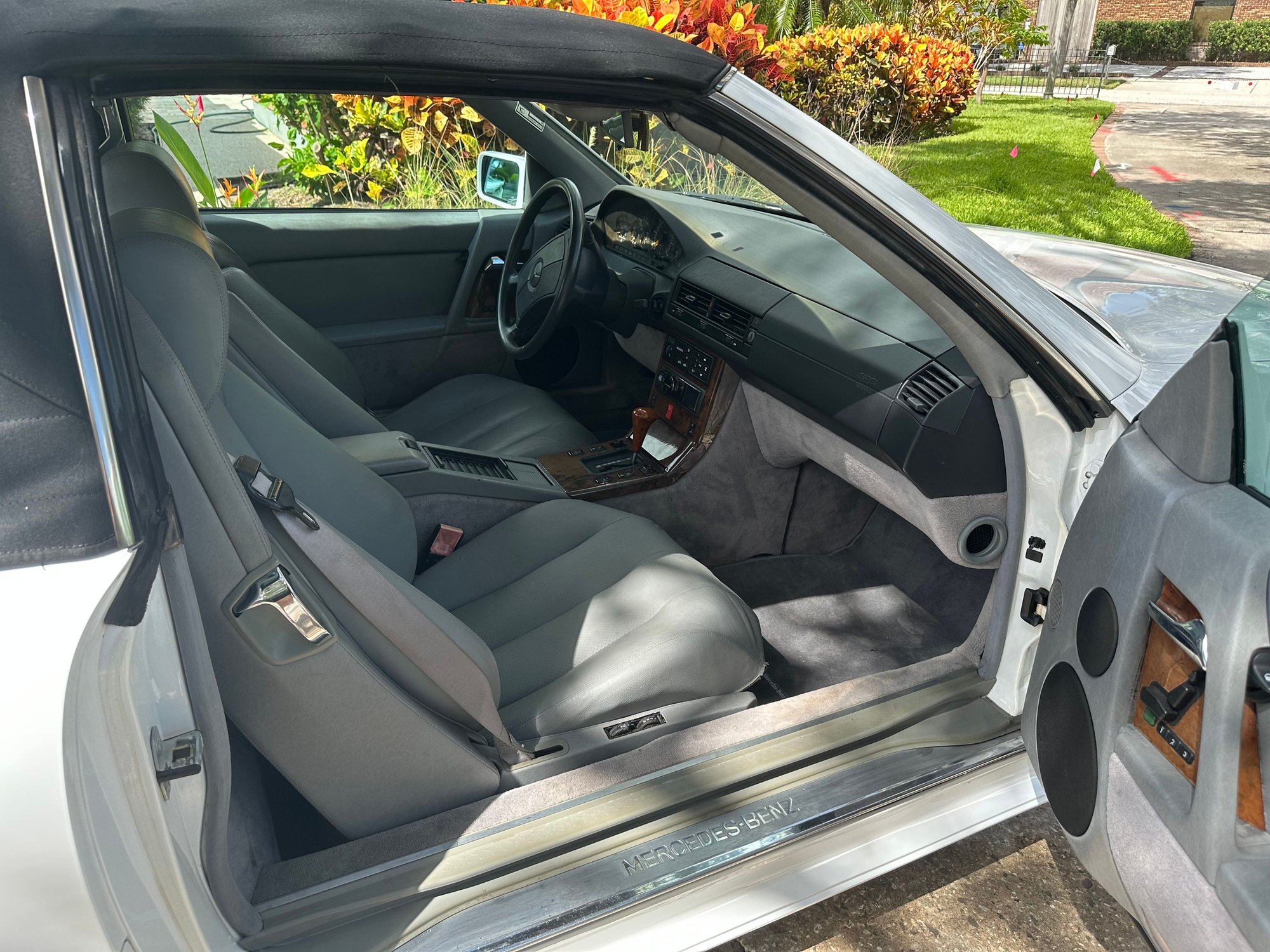 1991 Mercedes-Benz 500SL - 1991 MERCEDES BENZ SL500 OEM AMG KIT + AERO 3 III RARE CLASSIC 500 SL R129 - Used - VIN WDBFA66E0MF029948 - 113,200 Miles - 8 cyl - 2WD - Automatic - Convertible - White - Largo, FL 33777, United States