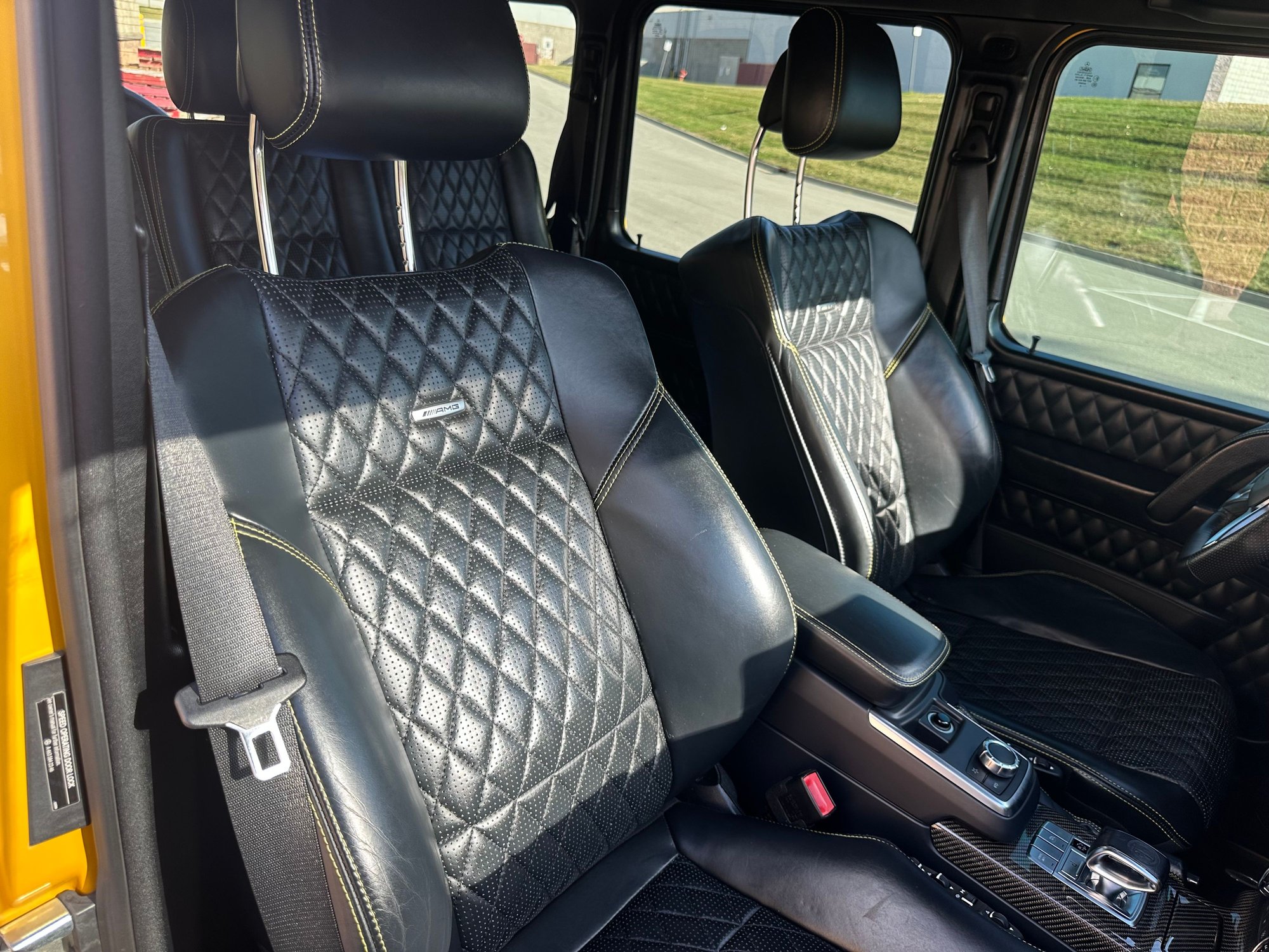 2016 Mercedes-Benz G63 AMG - 2016 Mercedes  g63 AMG solarbeam - Used - VIN WDCYC7DF6GX252235 - 71,000 Miles - Rochester Hills, MI 48307, United States