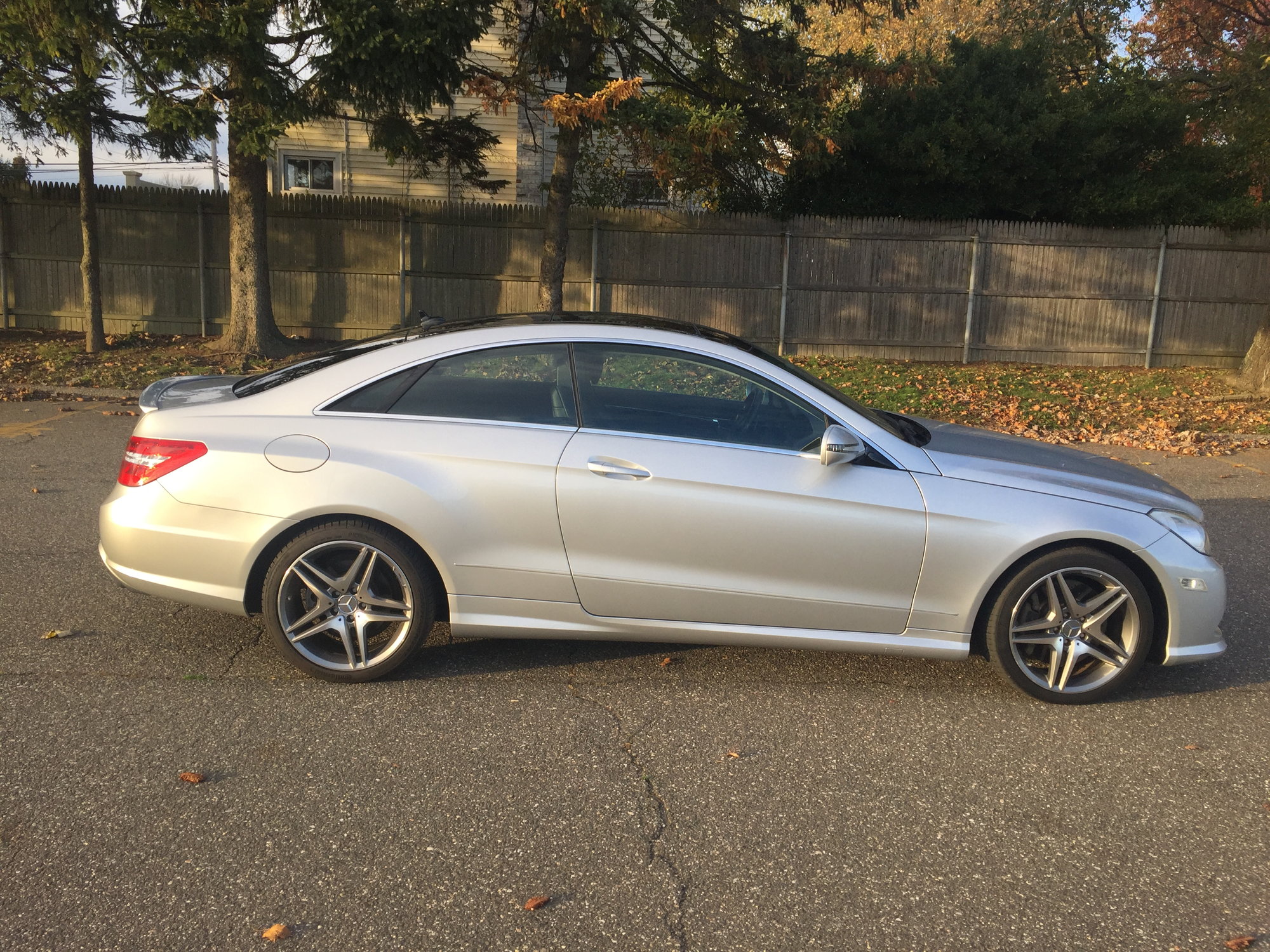 2010 Mercedes-Benz E550 - 2010 E550 Coupe in excellent condition - Used - VIN WBAHE6323RGF28057 - 87,000 Miles - 8 cyl - 2WD - Automatic - Coupe - Silver - Massapequa Park, NY 11762, United States