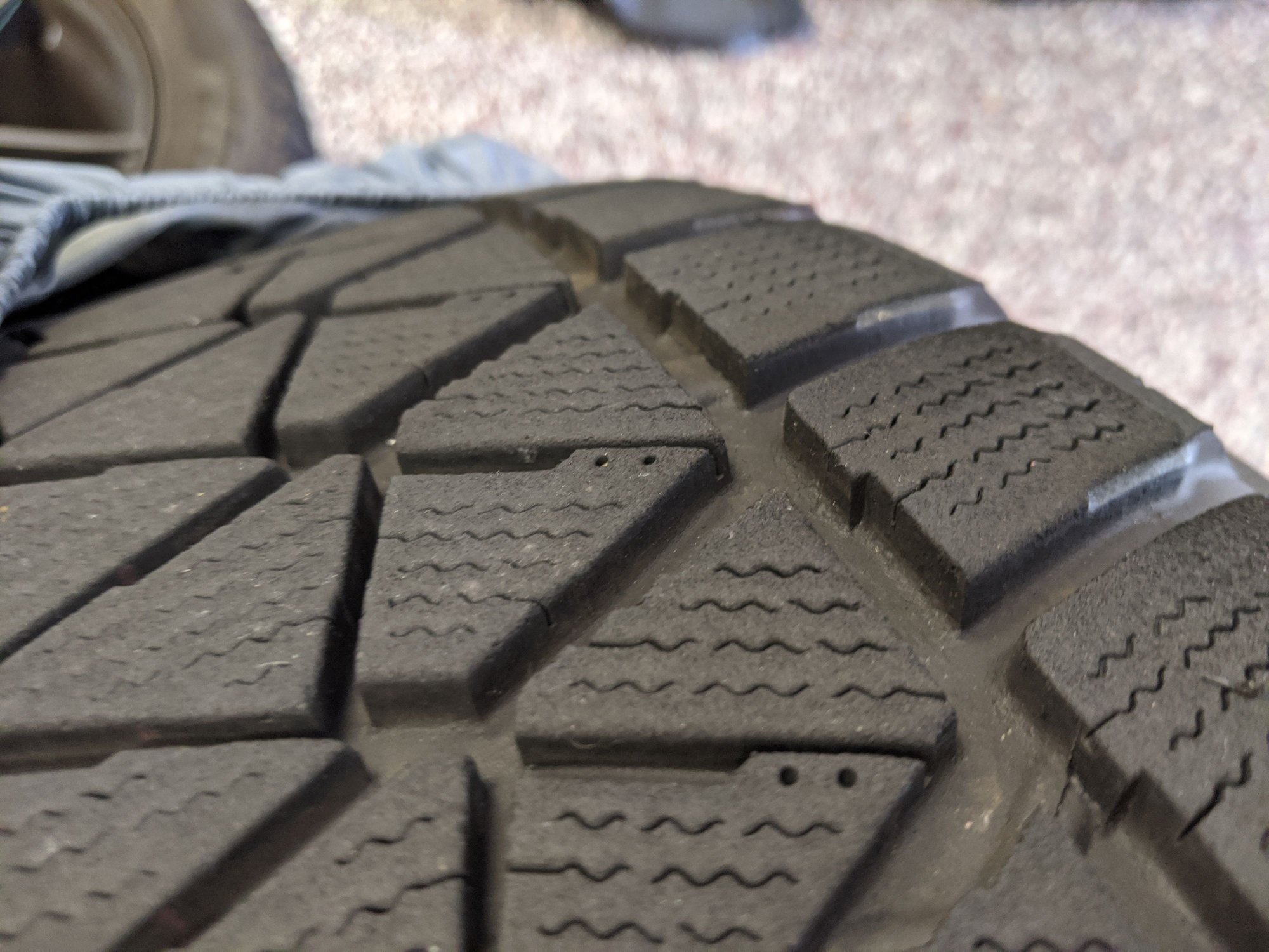 Wheels and Tires/Axles - 19X8.5 Enkei TY-5 and 255/50R-19 Bridgestone Blizzak DM-V2 - Used - 2017 to 2020 Mercedes-Benz GLC43 AMG - 2017 to 2020 Mercedes-Benz GLC300 - Potomac Falls, VA 20165, United States