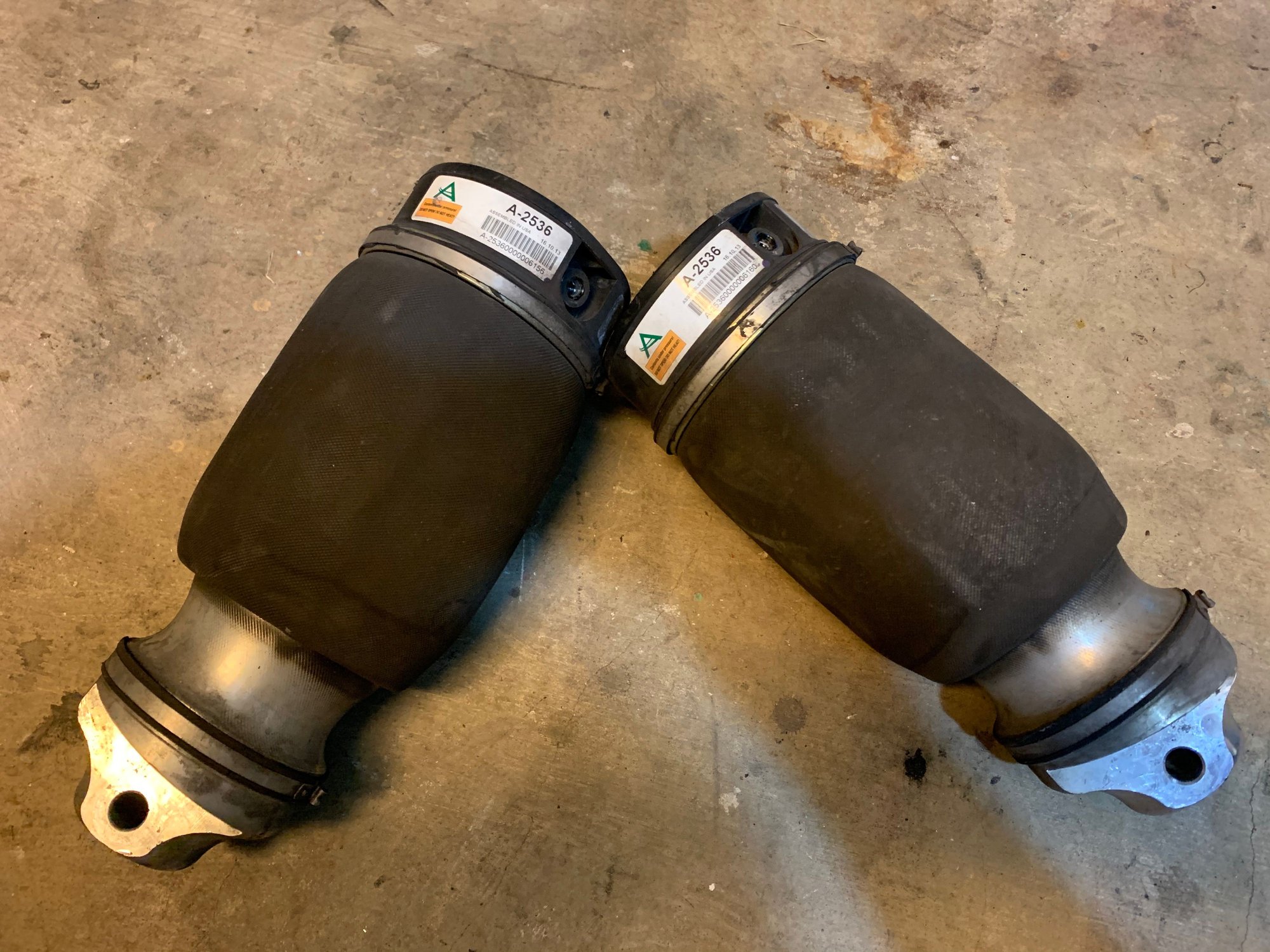 Steering/Suspension - E500 W211 rear airbags Arnott A-2536 - Used - 2003 to 2006 Mercedes-Benz E500 - Austin, TX 78729, United States