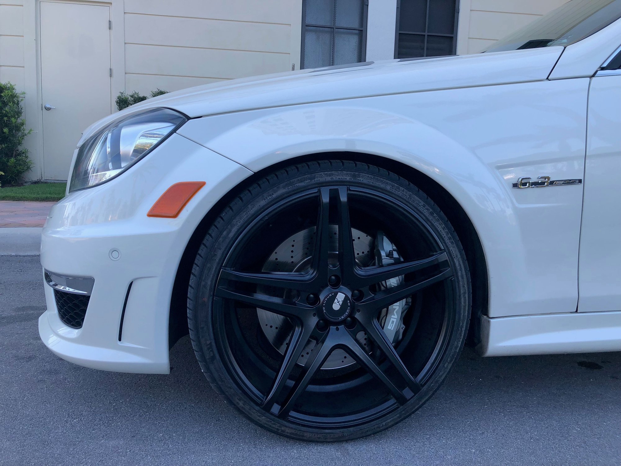 2012 Mercedes-Benz C63 AMG - 2012 C63 Diamond White/Black 43k miles - Used - VIN WDDGF7HB2CA730251 - 43,000 Miles - 8 cyl - Sedan - White - Boca Raton, FL 33487, United States