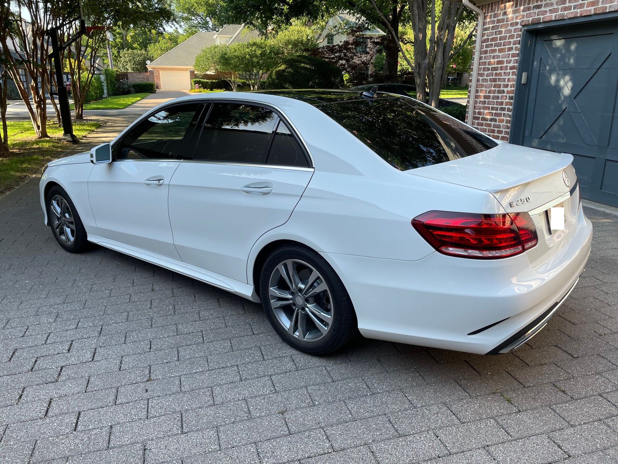 2014 Mercedes-Benz E250 - 2014 Mercedes-Benz E250 Bluetec - Extremely Clean, Well Serviced - Used - VIN WDDHF0EB7EA853496 - 129,500 Miles - 4 cyl - 2WD - Automatic - Sedan - White - Dallas, TX 75230, United States