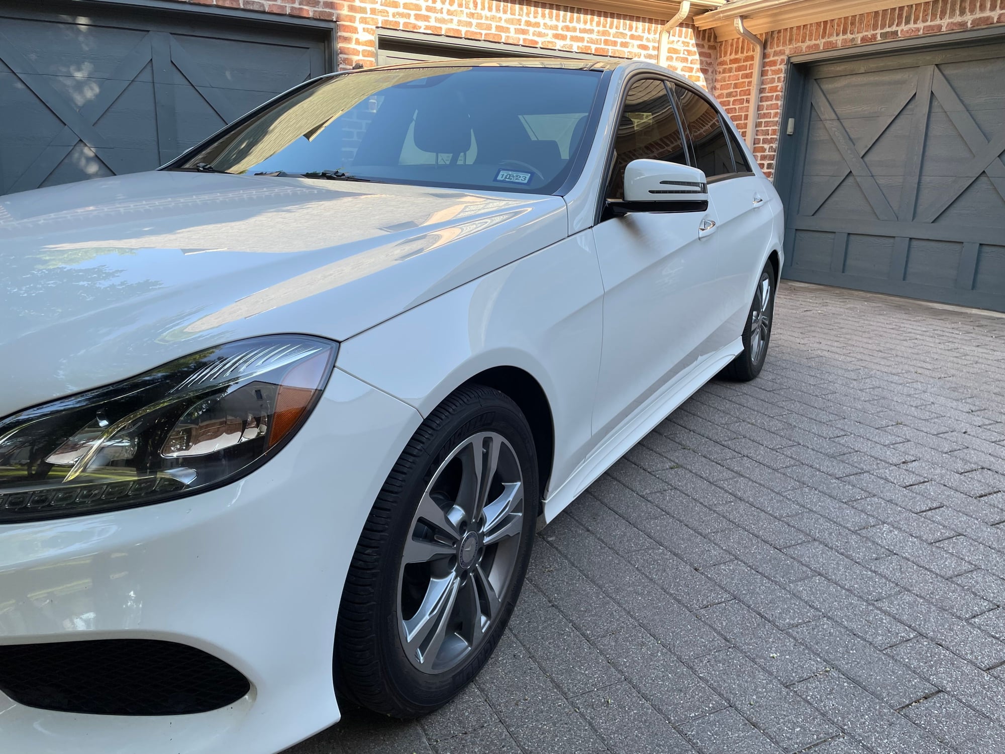 2014 Mercedes-Benz E250 - 2014 Mercedes-Benz E250 Bluetec - Extremely Clean, Well Serviced - Used - VIN WDDHF0EB7EA853496 - 129,500 Miles - 4 cyl - 2WD - Automatic - Sedan - White - Dallas, TX 75230, United States