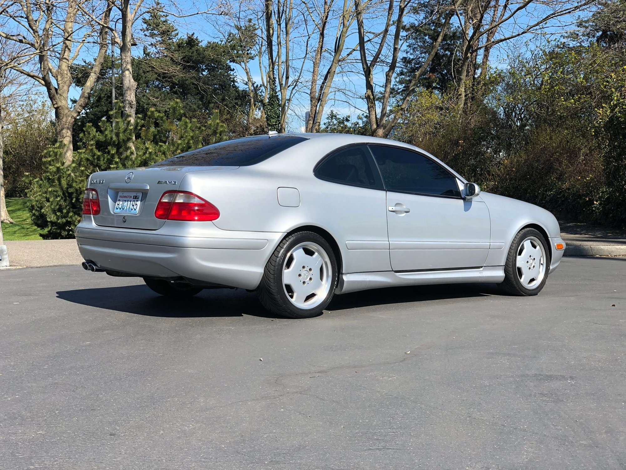 2001 Mercedes-Benz CLK55 AMG - 2001 CLK55 AMG 75k miles - Used - VIN wdblj74g71f168273 - 8 cyl - 2WD - Automatic - Coupe - Silver - Seattle, WA 98116, United States