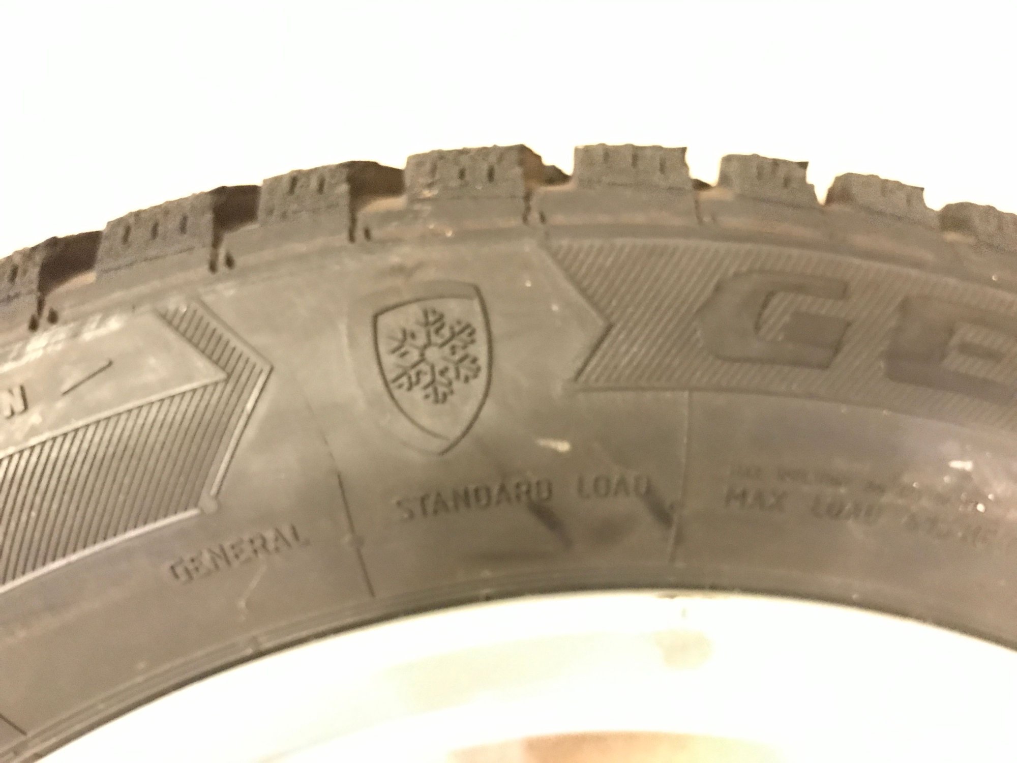 Wheels and Tires/Axles - SLK320 Winter Tires/Wheels - Used - Colts Neck, NJ 07722, United States