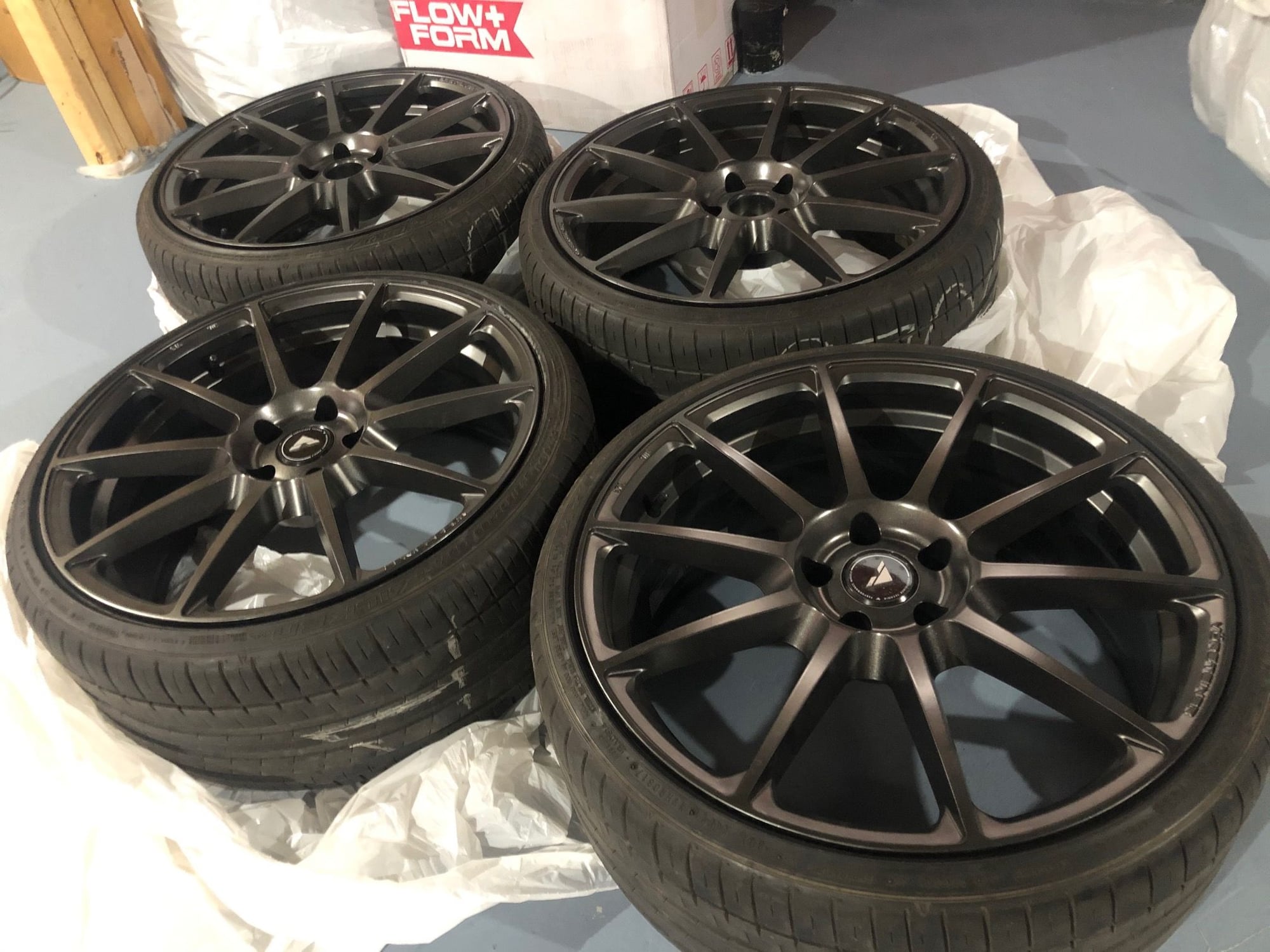 Wheels and Tires/Axles - Vorsteiner V-FF 102 Carbon Graphite 20x9 +35 5x112 - Falken FK510 - Used - 0  All Models - Toronto, ON L3R4T1, Canada