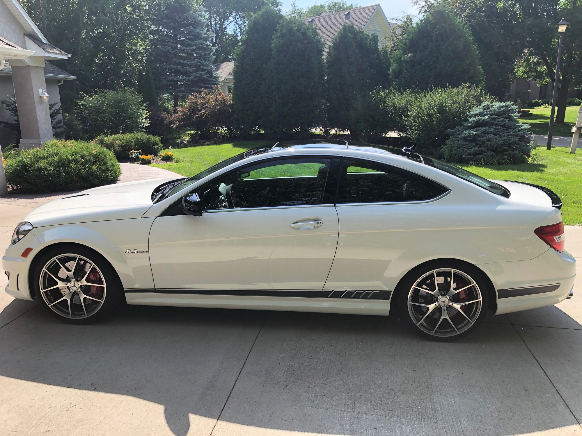 2014 Mercedes-Benz C63 AMG - WTS: 2014 C63 AMG 507 ~8000 miles - Used - VIN WDDGJ7HB3EG265557 - 8,000 Miles - 8 cyl - 2WD - Automatic - Coupe - White - Minneapolis, MN 55446, United States