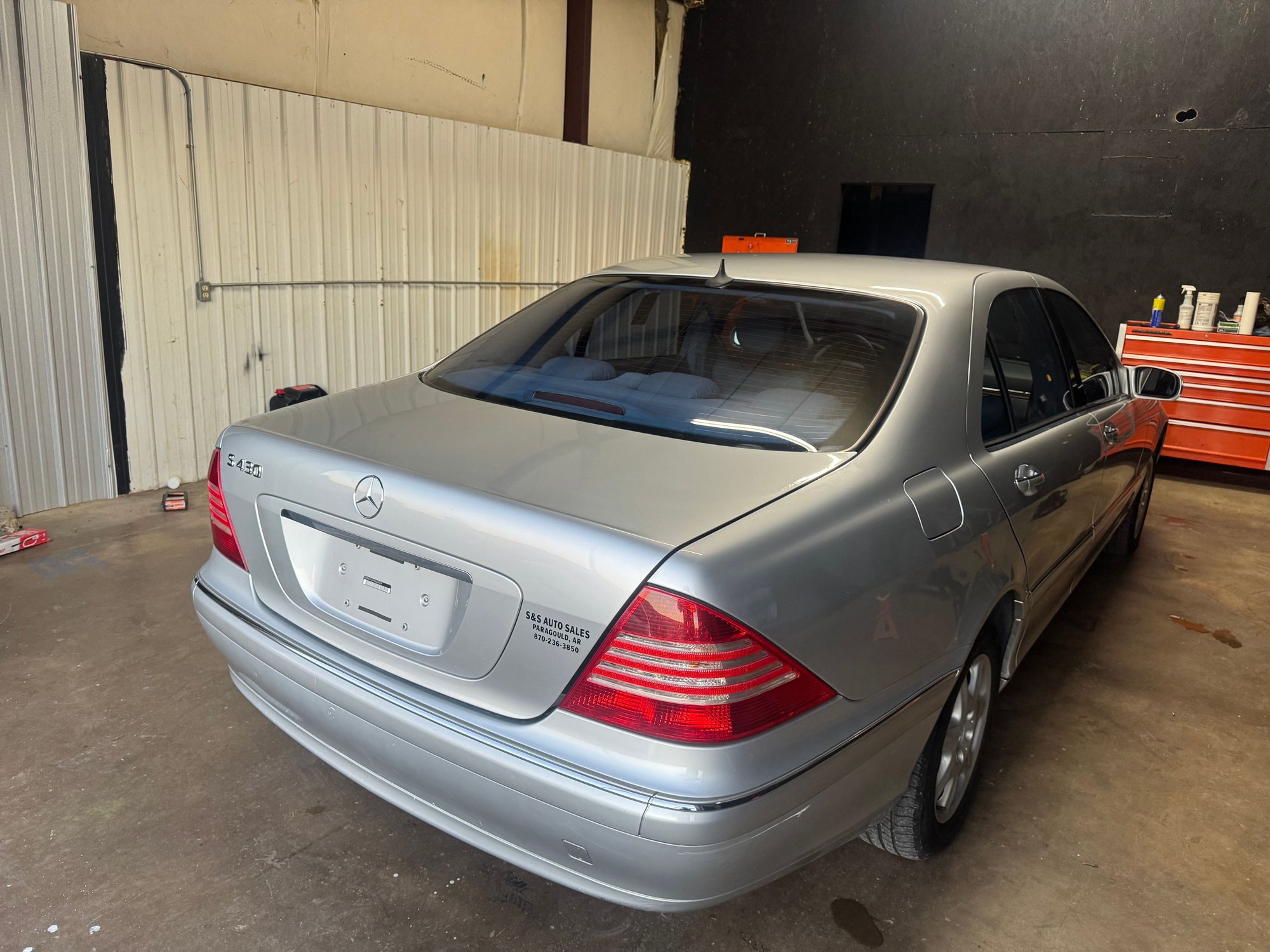 2000 Mercedes-Benz S430 - 2000 s430 whole or as parts - Used - VIN Wdbng70j9ya046059 - 173,000 Miles - 8 cyl - 2WD - Automatic - Sedan - Silver - Jonesboro, AR 72404, United States