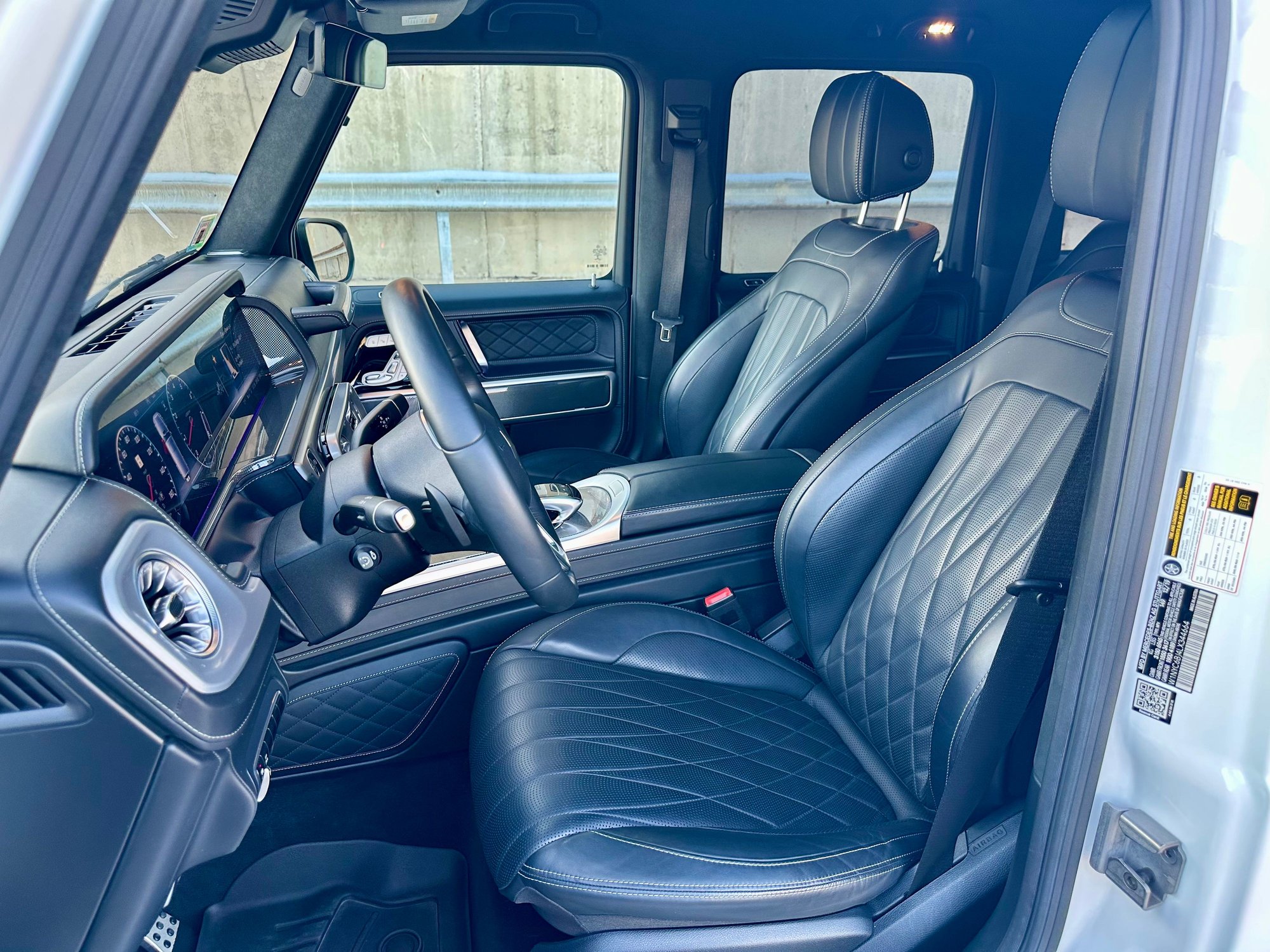 2020 Mercedes-Benz G550 - 2020 G550 - Used - VIN W1NYC6BJ4LX344664 - 23,810 Miles - 8 cyl - 4WD - Automatic - SUV - White - Chicago, IL 60607, United States