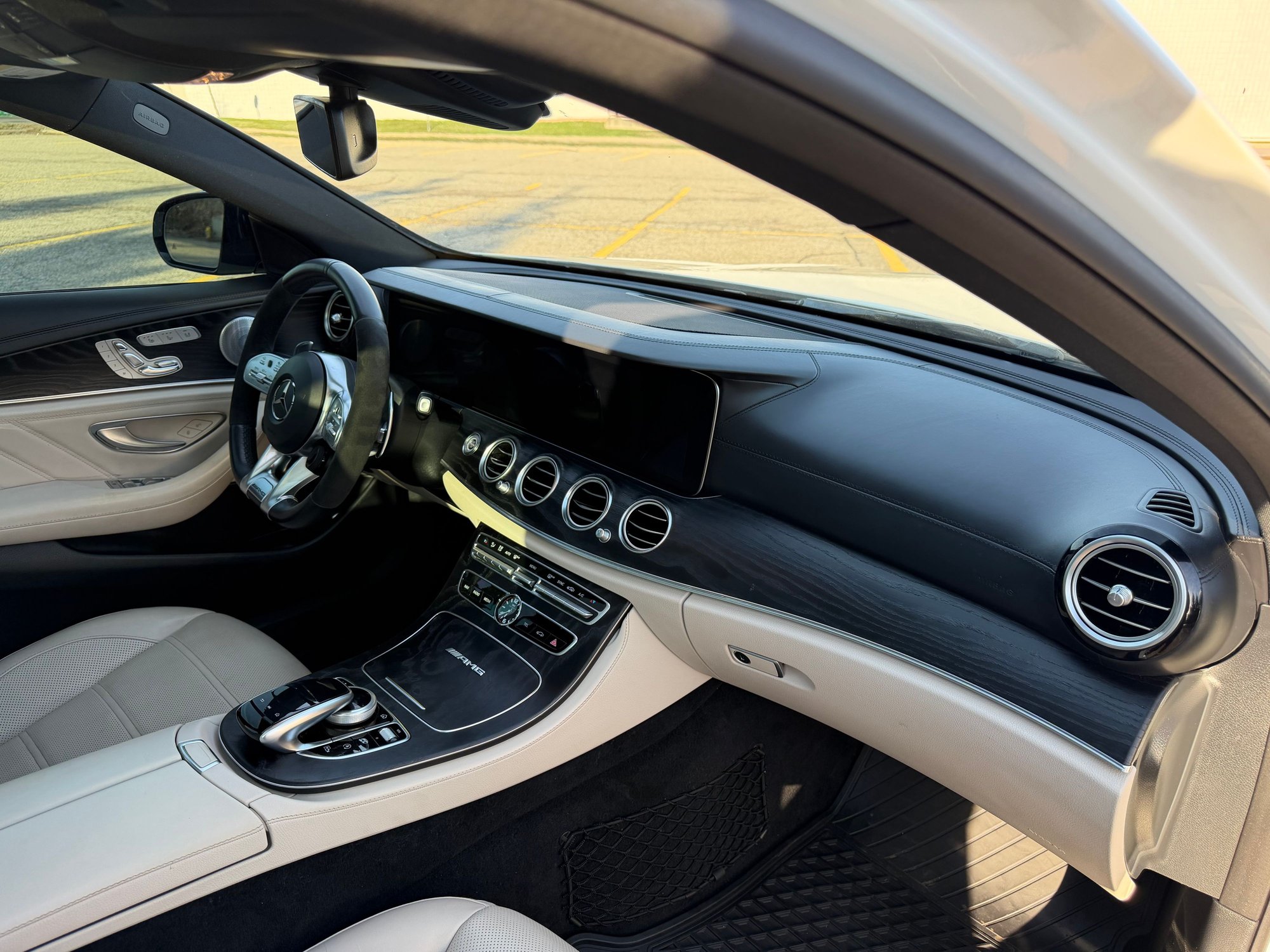 2020 Mercedes-Benz E63 AMG S - 2020 Mercedes Benz E63 AMG-S - Used - VIN WDDZF8KB0LA714962 - 64,000 Miles - 8 cyl - AWD - Automatic - Sedan - White - Rochester Hills, MI 48307, United States