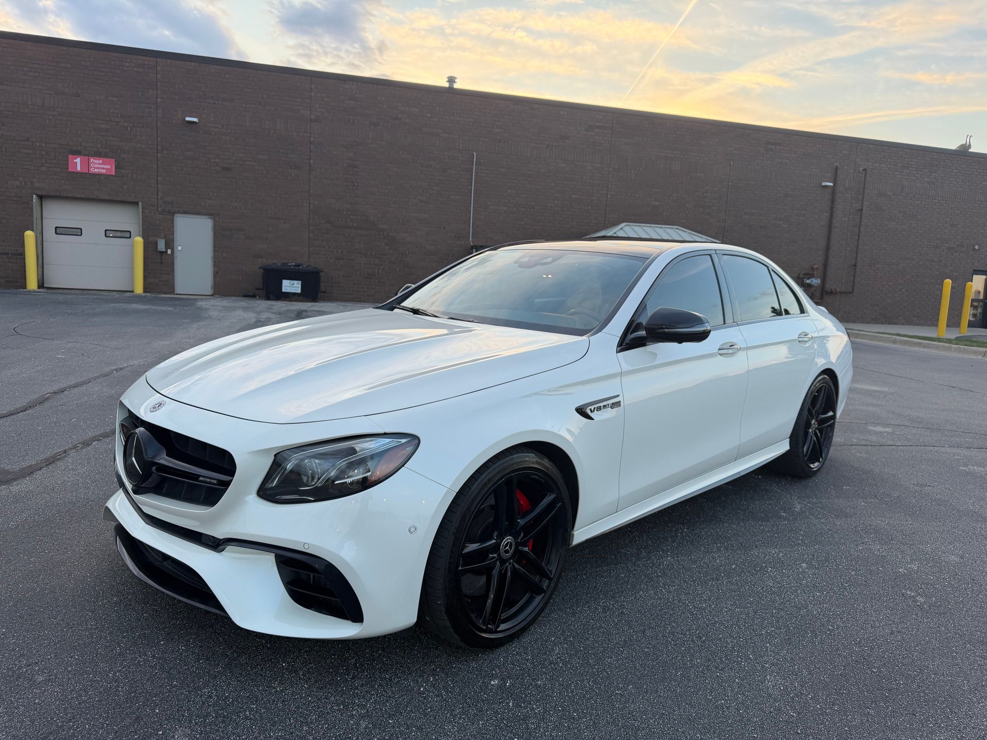 2020 Mercedes-Benz E63 AMG S - 2020 Mercedes Benz E63 AMG-S - Used - VIN WDDZF8KB0LA714962 - 64,000 Miles - 8 cyl - AWD - Automatic - Sedan - White - Rochester Hills, MI 48307, United States