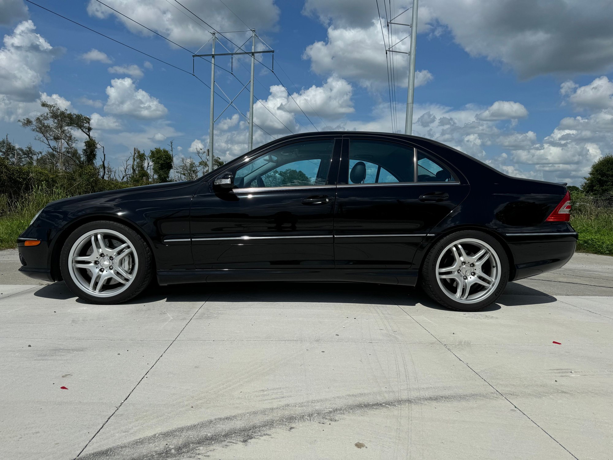 2005 Mercedes-Benz C55 AMG - 2005 C55 AMG 87k Miles - Used - VIN WDBRF76J55F629738 - 87,702 Miles - 8 cyl - 2WD - Automatic - Sedan - Black - Riverview, FL 33579, United States