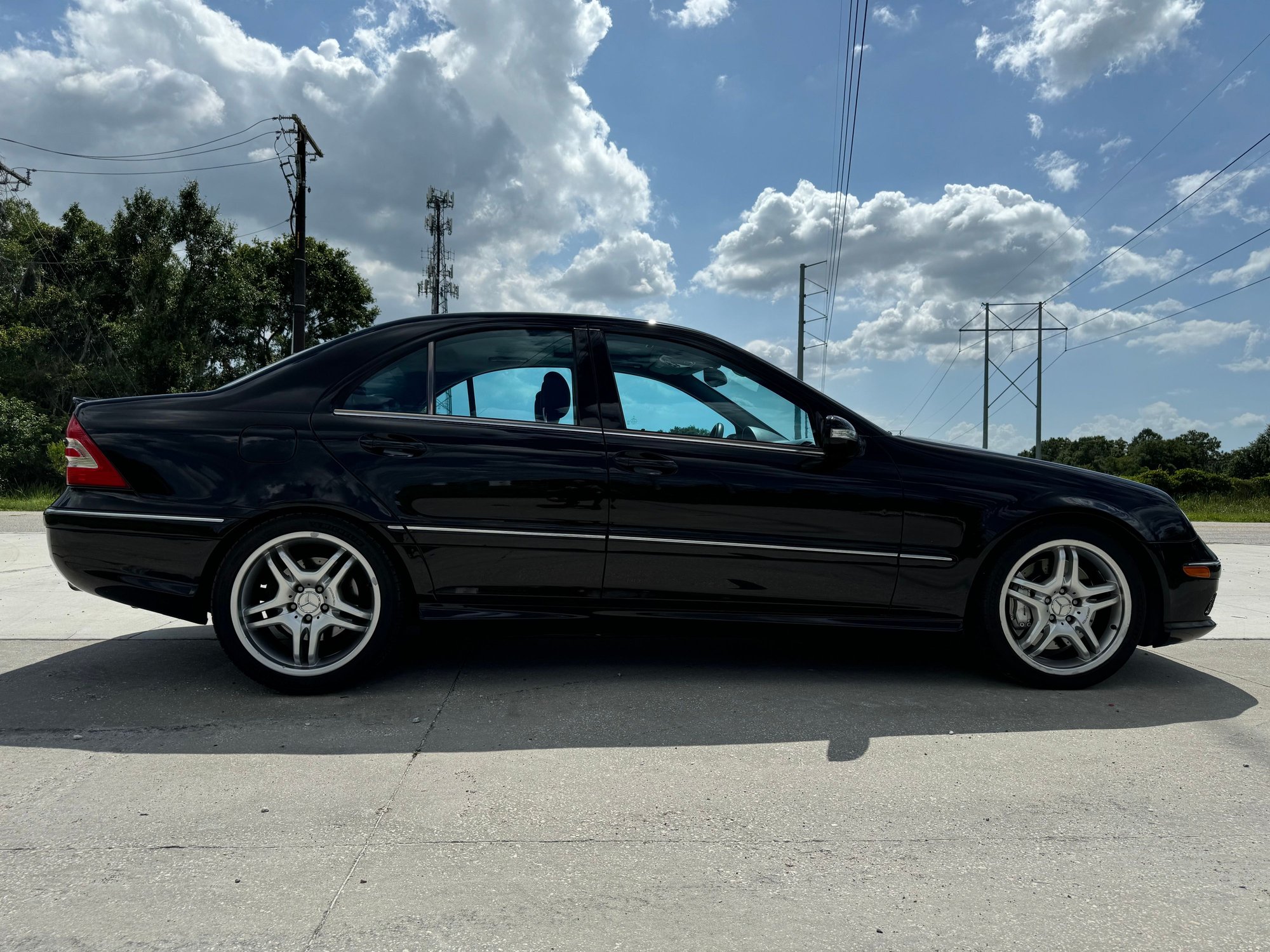 2005 Mercedes-Benz C55 AMG - 2005 C55 AMG 87k Miles - Used - VIN WDBRF76J55F629738 - 87,702 Miles - 8 cyl - 2WD - Automatic - Sedan - Black - Riverview, FL 33579, United States
