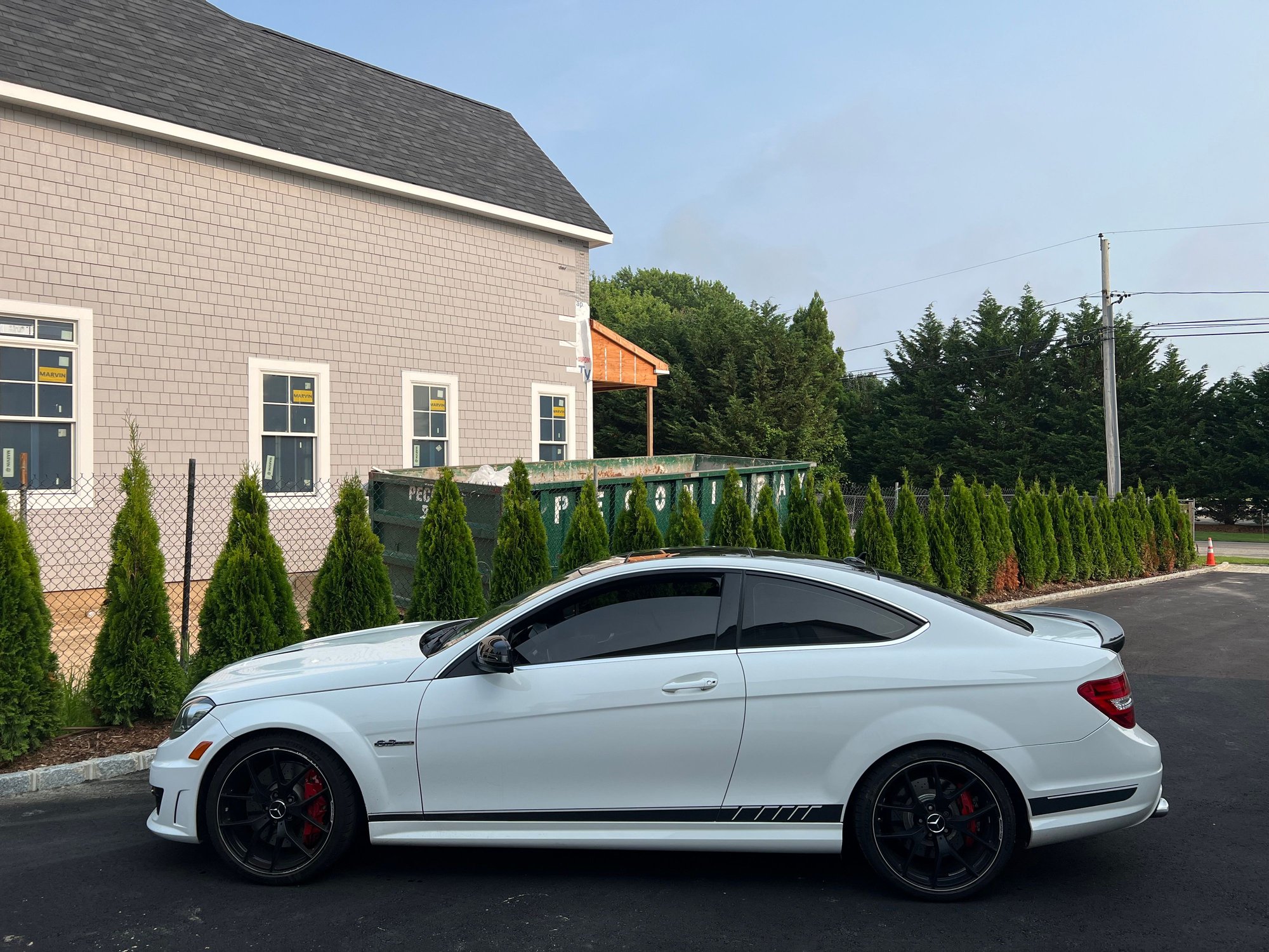 2015 Mercedes-Benz C63 AMG - 2015 C63 AMG 507 Edition - Used - VIN WDDGJ7HB0FG420566 - 42,000 Miles - 8 cyl - 2WD - Automatic - Coupe - White - Great Neck, NY 11021, United States