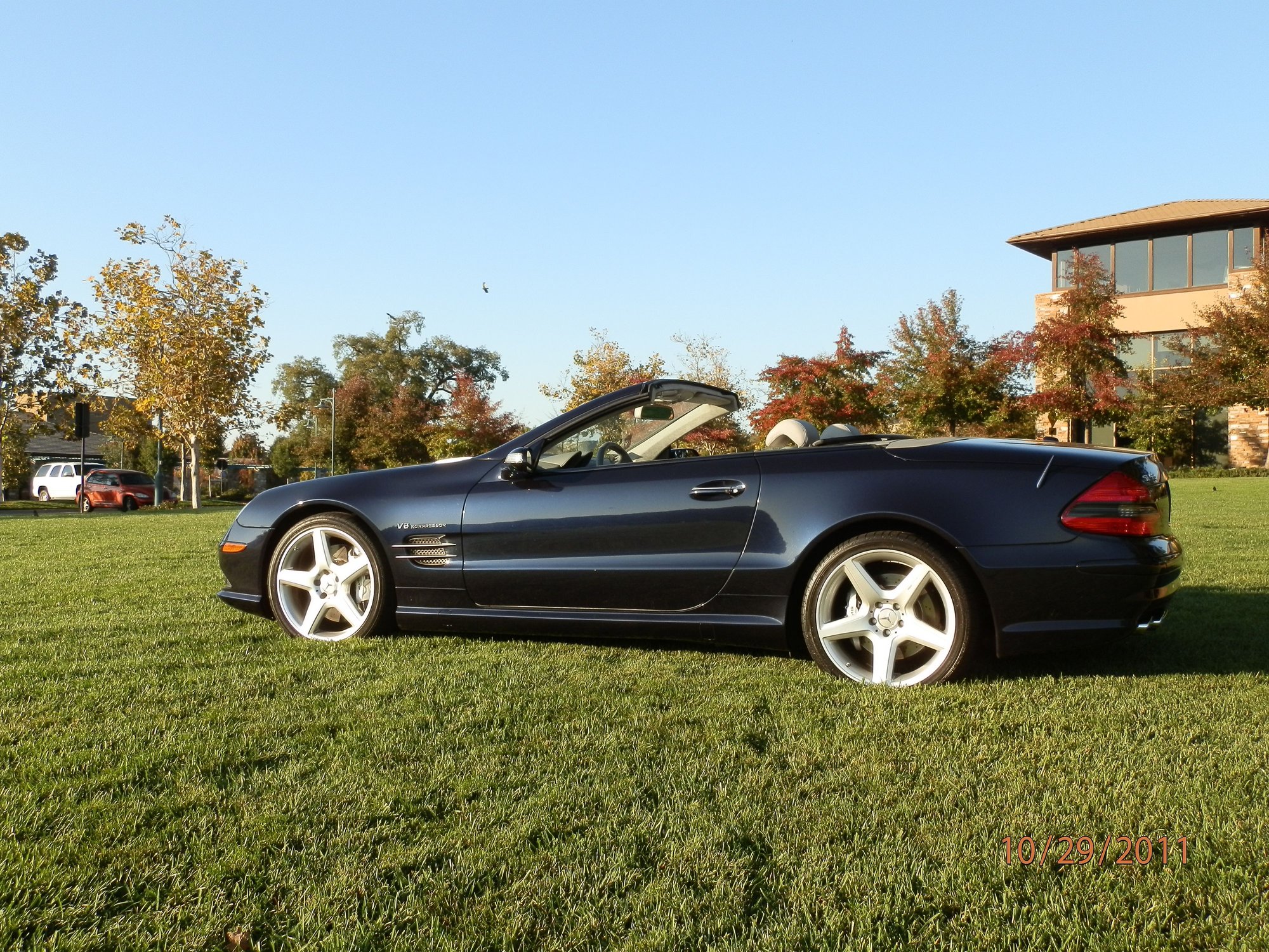 2007 Mercedes-Benz SL55 AMG - 2007 SL55 - For sale - Rare color - Used - VIN WDBSK72F47F129275 - 8 cyl - 2WD - Automatic - Convertible - Blue - Sacramento, CA 95822, United States