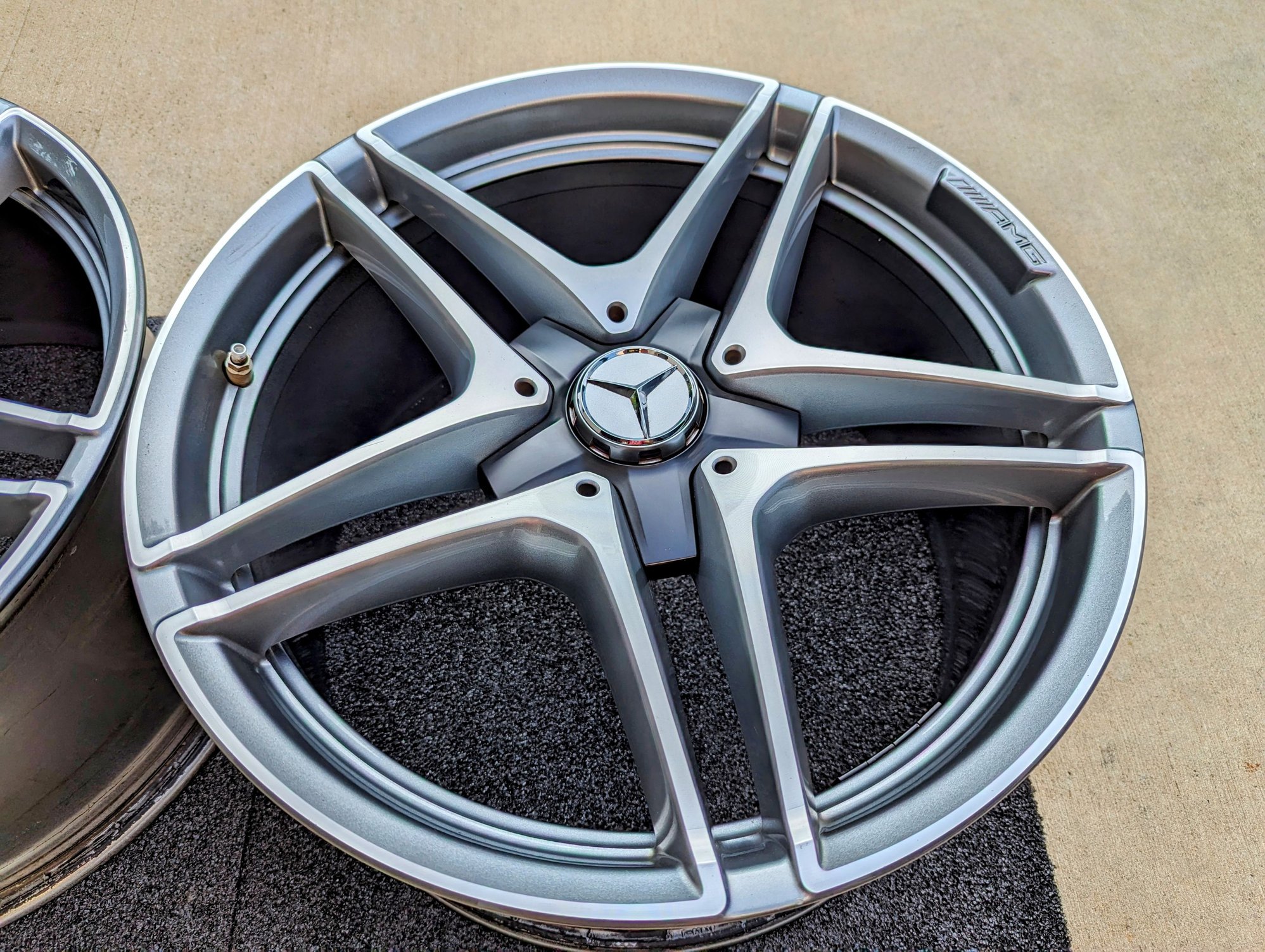 Wheels and Tires/Axles - [WTS] OEM W205 C63S Rear Wheels 19x9.5 ET56 - Used - 2015 to 2022 Mercedes-Benz C63 AMG S - Charlotte, NC 28078, United States