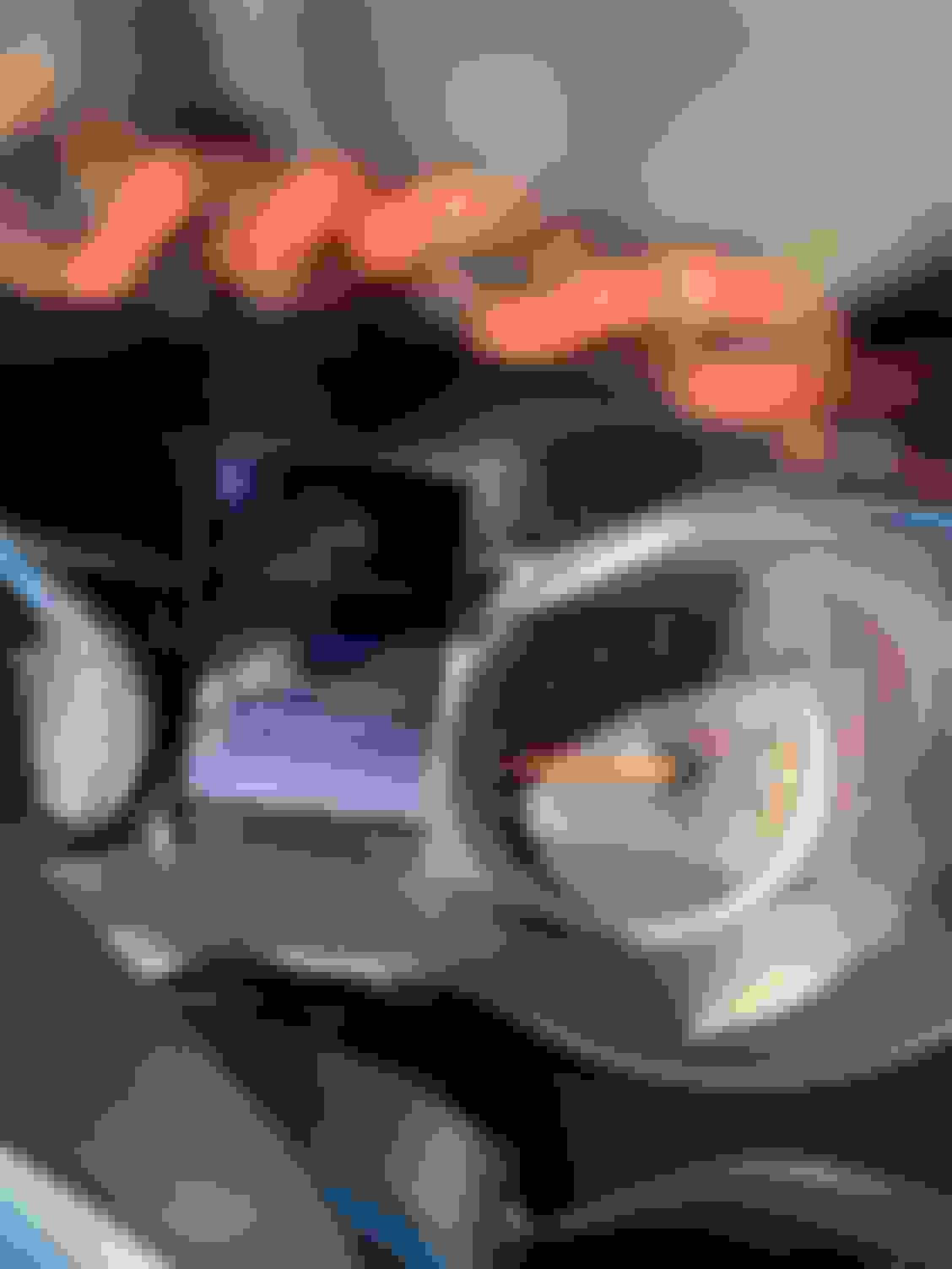 Aux Battery Malfunction / Replaced / Code Won't Clear? Forums