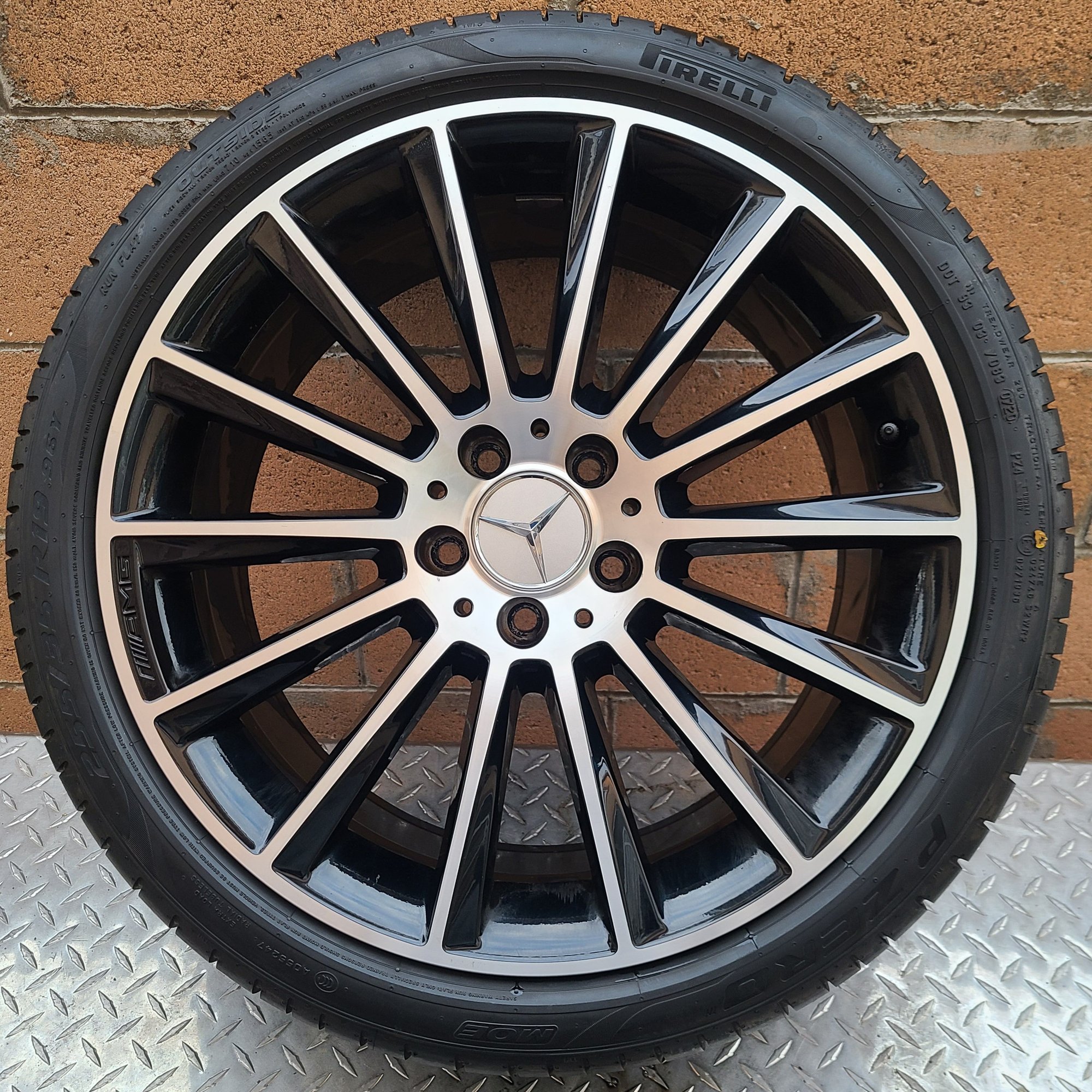 Wheels and Tires/Axles - 2018 C43 Oem wheels - Used - 0  All Models - Hawaiian Gardens, CA 90716, United States