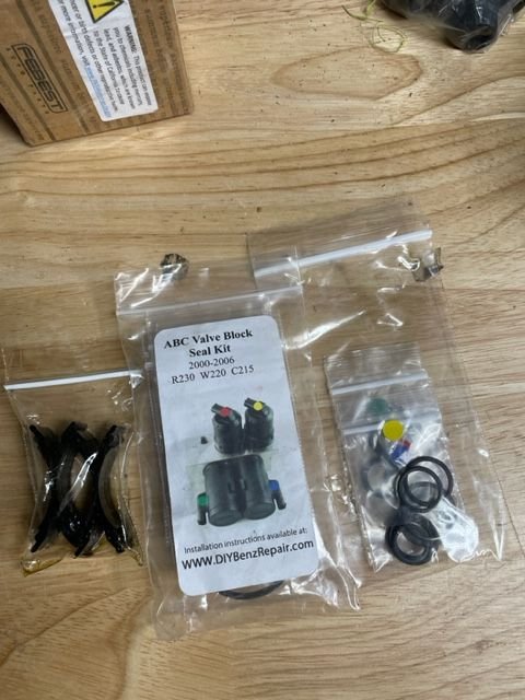 Steering/Suspension - Various 2003-2006 ABC parts - valve blocks, Valve solenoids, o-rings - Used - 2003 to 2006 Mercedes-Benz SL55 AMG - San Jose, CA 95119, United States