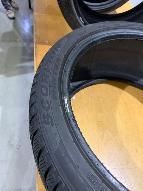 Wheels and Tires/Axles - Pirelli Scorpion Winter tires ML 63 295/35 R21 - Used - 2012 to 2020 Mercedes-Benz ML63 AMG - Schaumburg, IL 60173, United States