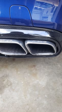 Soot on passenger exhaust tips